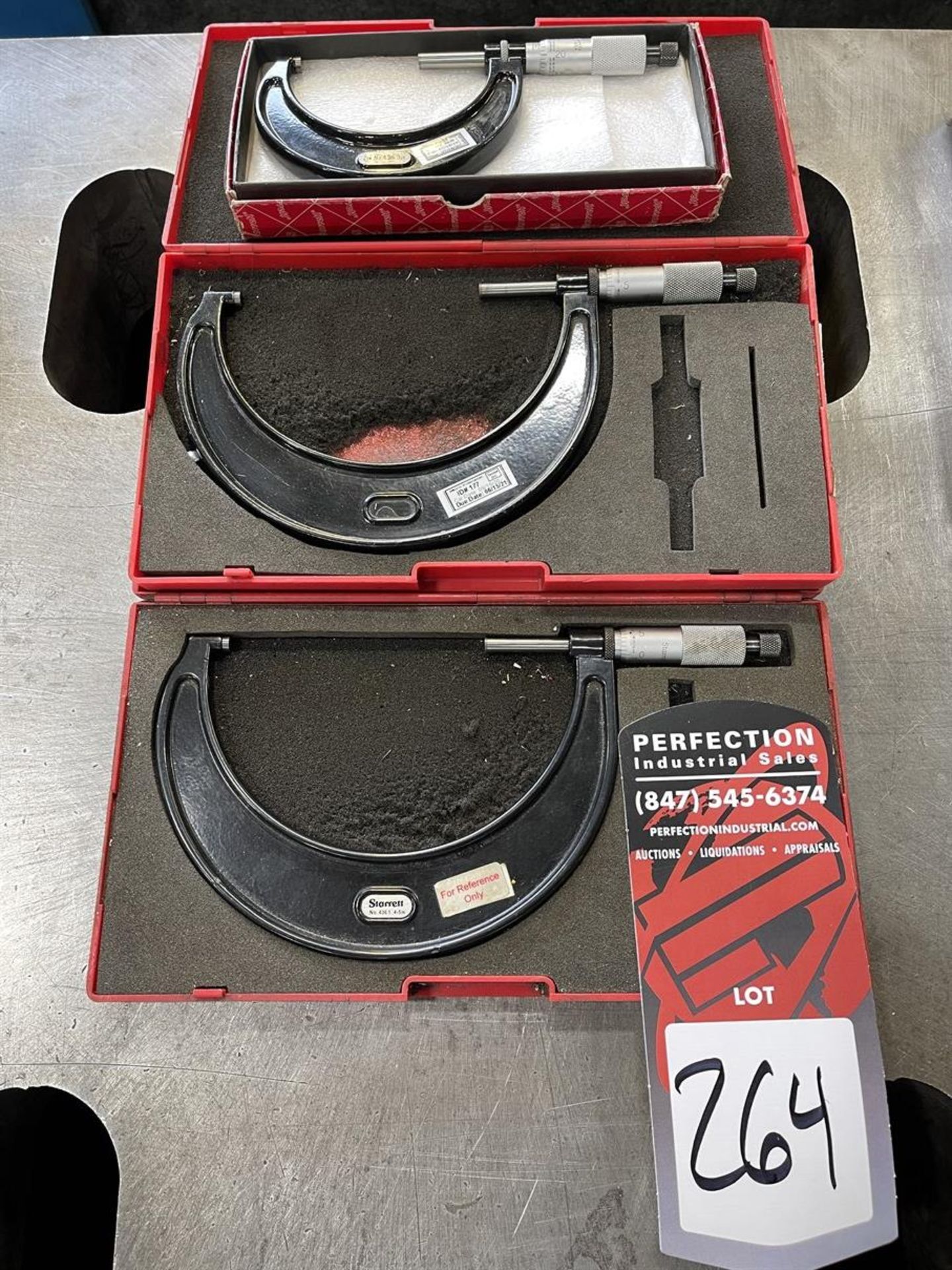 Lot Comprising STARRETT Outside Micrometers from 2-5"