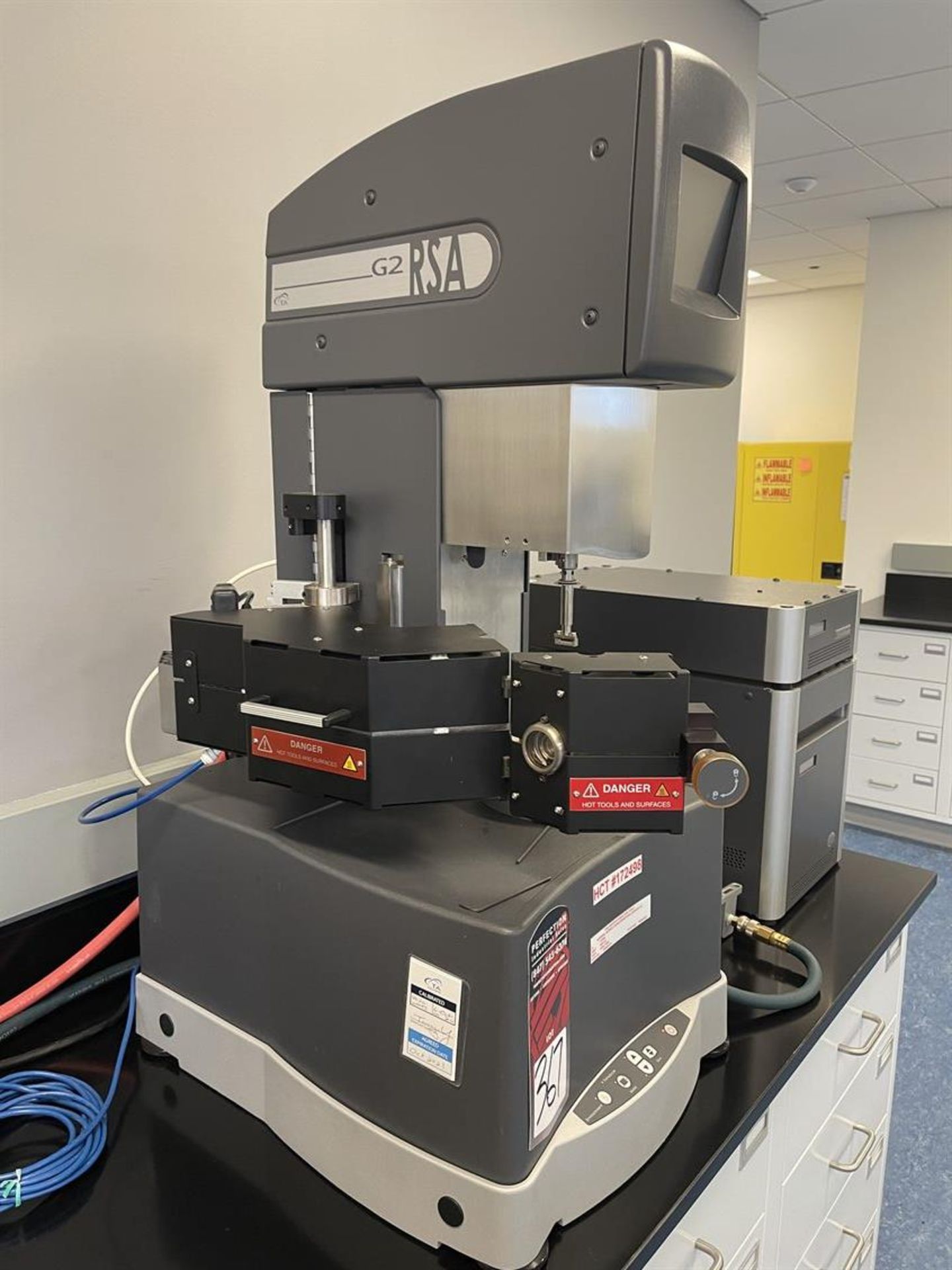 TA INSTRUMENTS RSA G2 Rheometer, s/n 4020-0083, HCT 172-498, (Location: Met Lab 2nd Floor) - Image 5 of 6