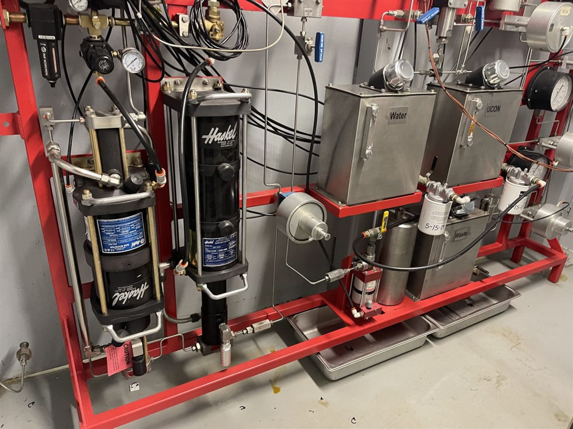 Lorimer Pressure System for Pressurizing the Environmental Chamber, Lot 383, (Location: Test Cell - Image 2 of 4