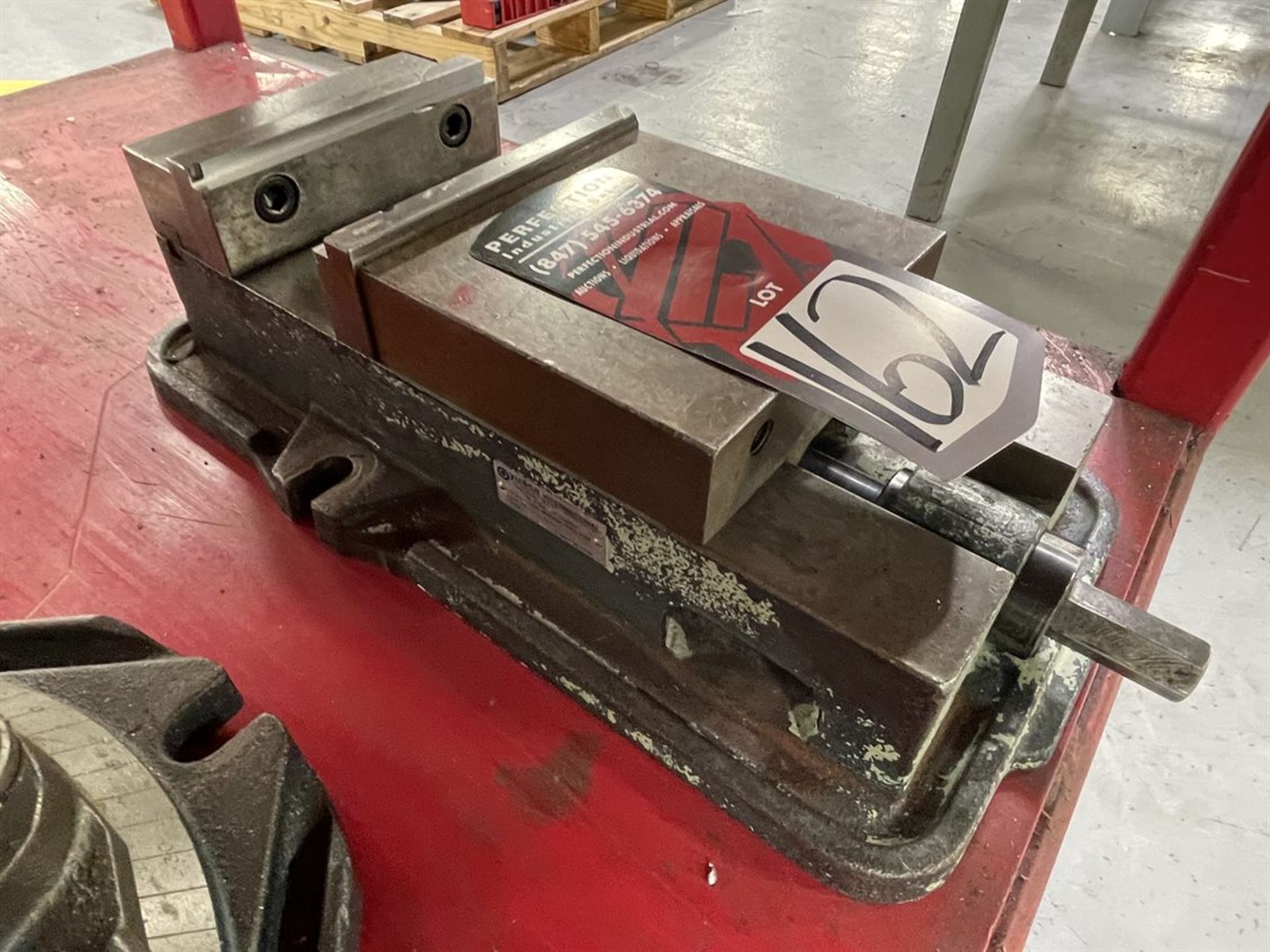 YUASA 6" Machine Vise