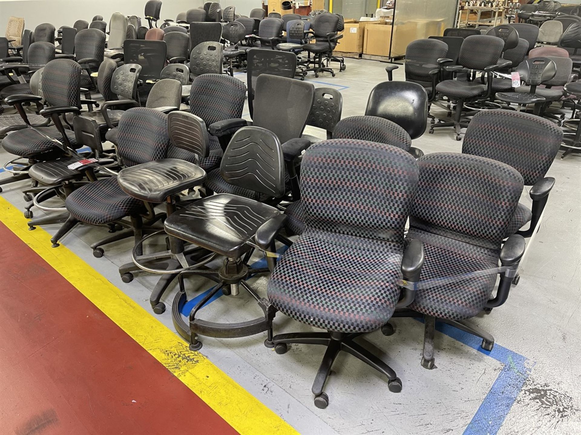 Lot of (20) Office Chairs