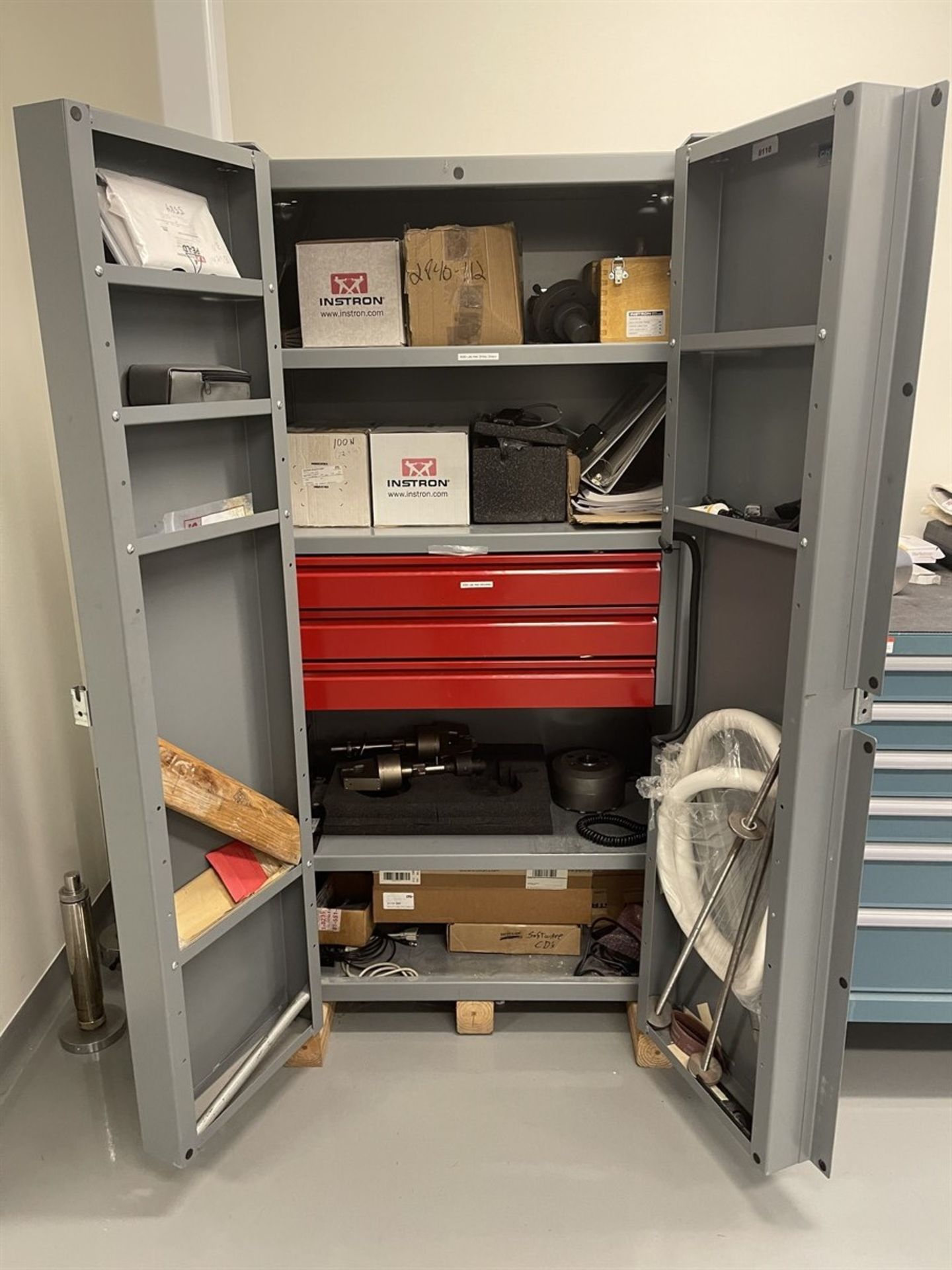 CH Heavy Duty Shop Cabinet, (No Contents) (Rubber Lab) - Image 2 of 2