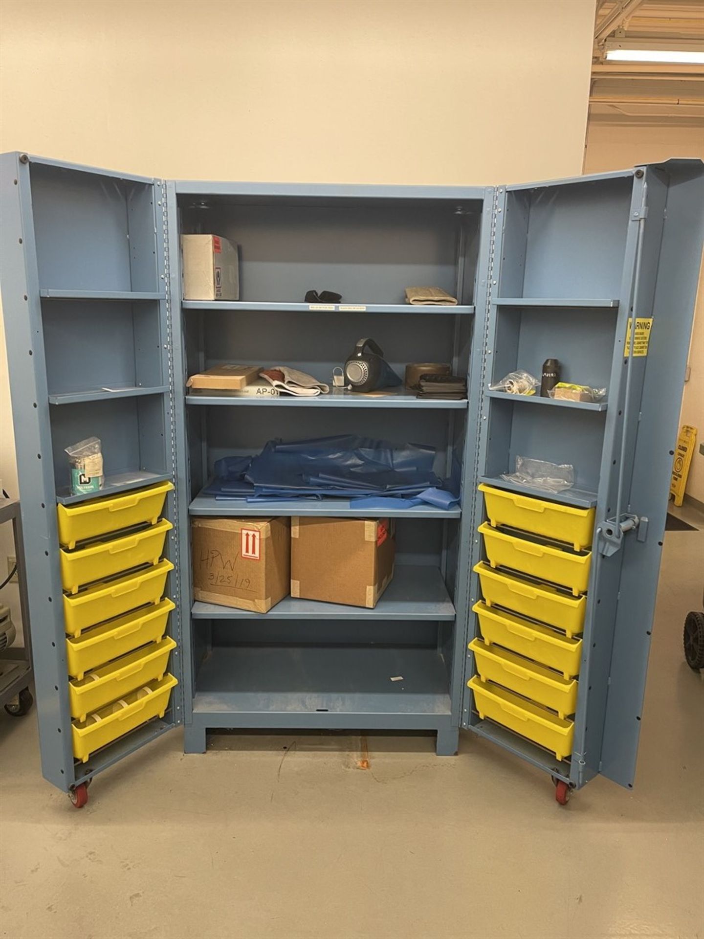 LYON Heavy Duty Shop Cabinet, (Test Cell Building) - Image 2 of 2