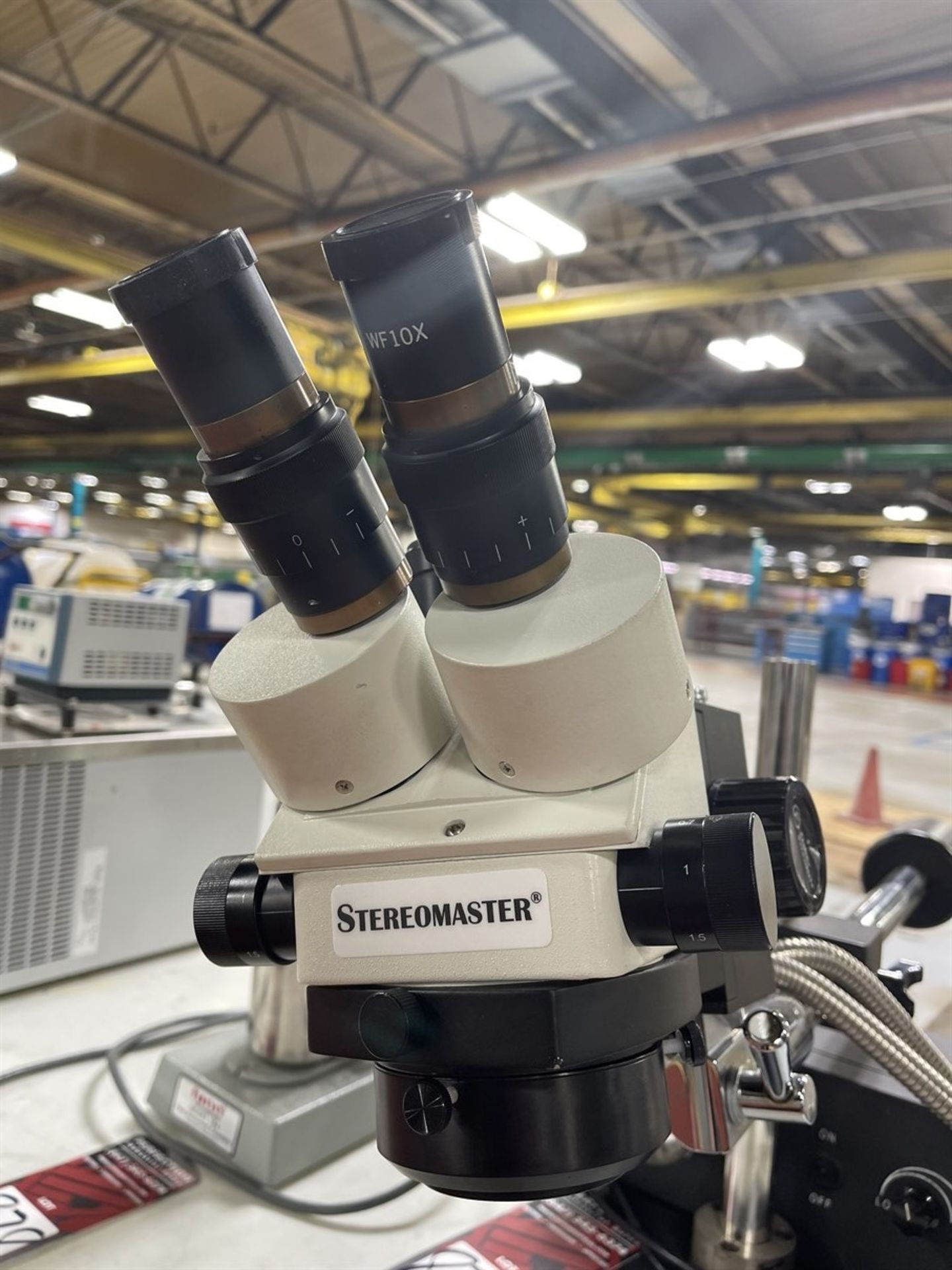 FISHER SCIENTIFIC Stereomaster Microscope - Image 2 of 3