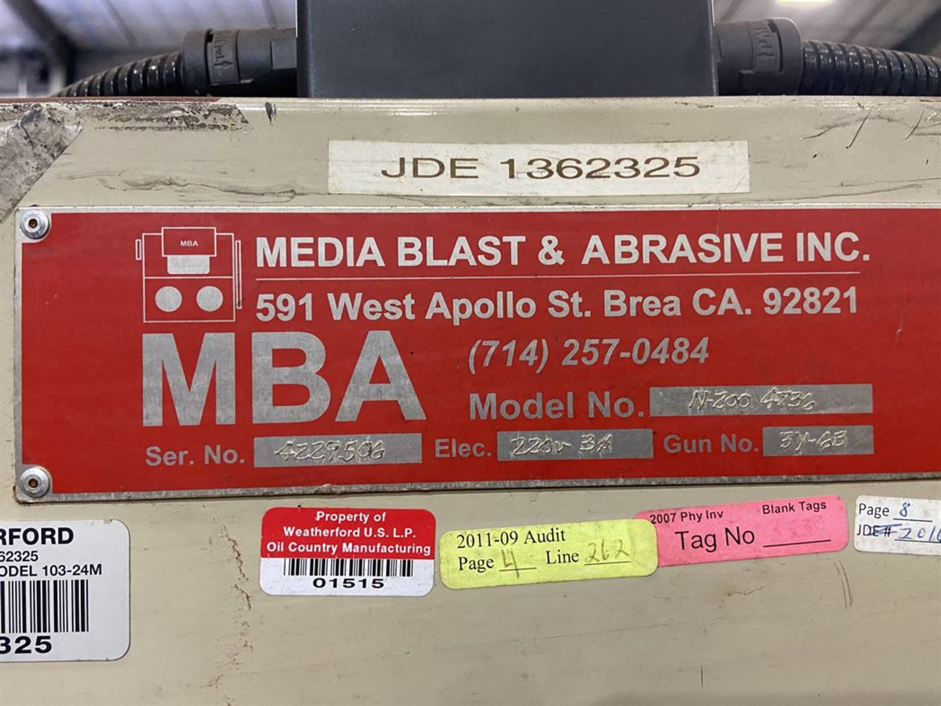 MBA Model N2004736 Media Blast Cabinet s/n 4229506 - Image 2 of 4