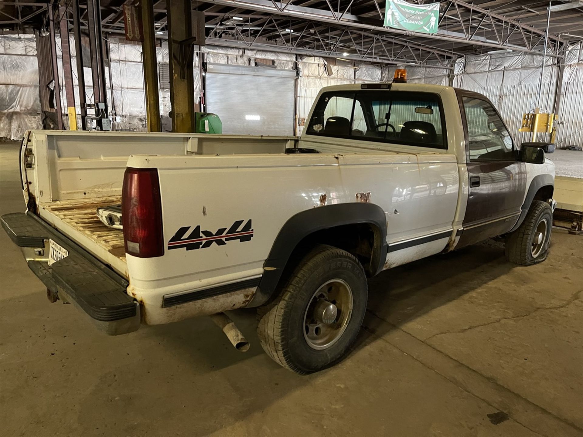 Chevy 2500 Pickup Truck, 4x4, Automatic, 183,638 Miles, Blizzard Plow, Needs Battery, Needs Fuel - Image 5 of 12