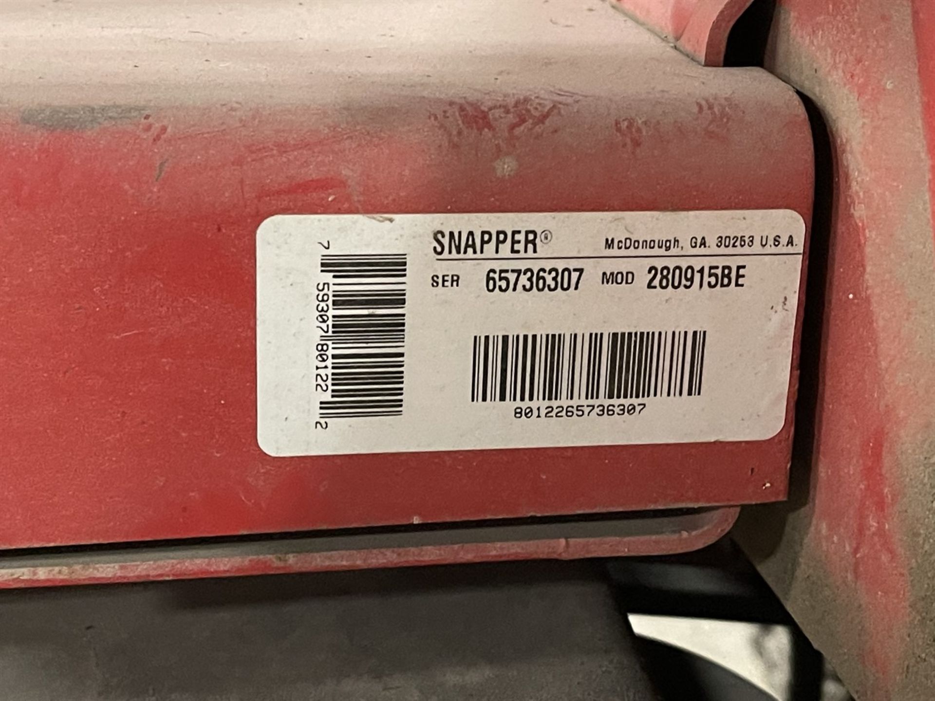 Snapper SR928 Riding Lawn Mower, 8 HP Briggs & Stratton Engine, 28" Capacity - Image 8 of 8