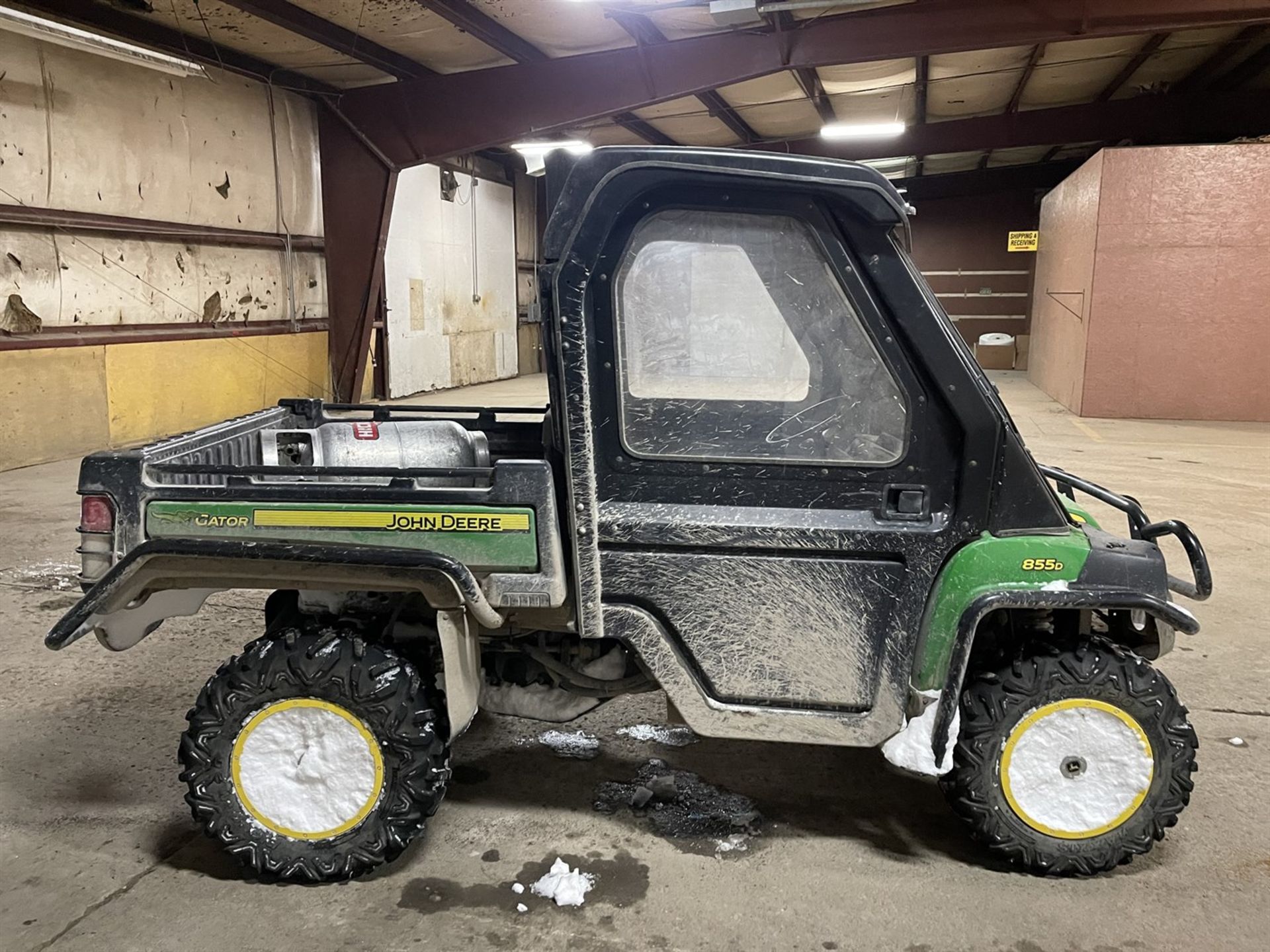 John Deere 855D Gator XUV, s/n M0HX0PA114997, 4X4, Diesel, Heat, Power Dump - Image 5 of 9