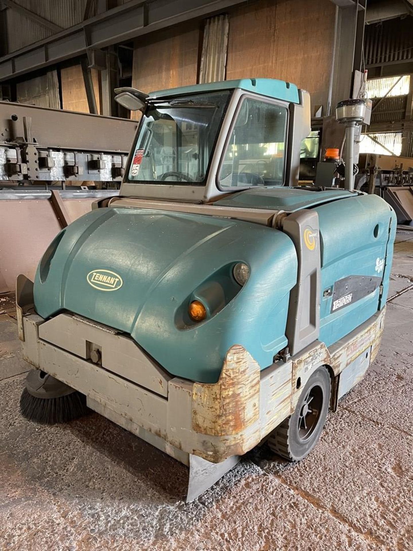 2012 TENNANT S30 Floor Sweeper, s/n S30-3177, 1,751 Hours - Image 2 of 9