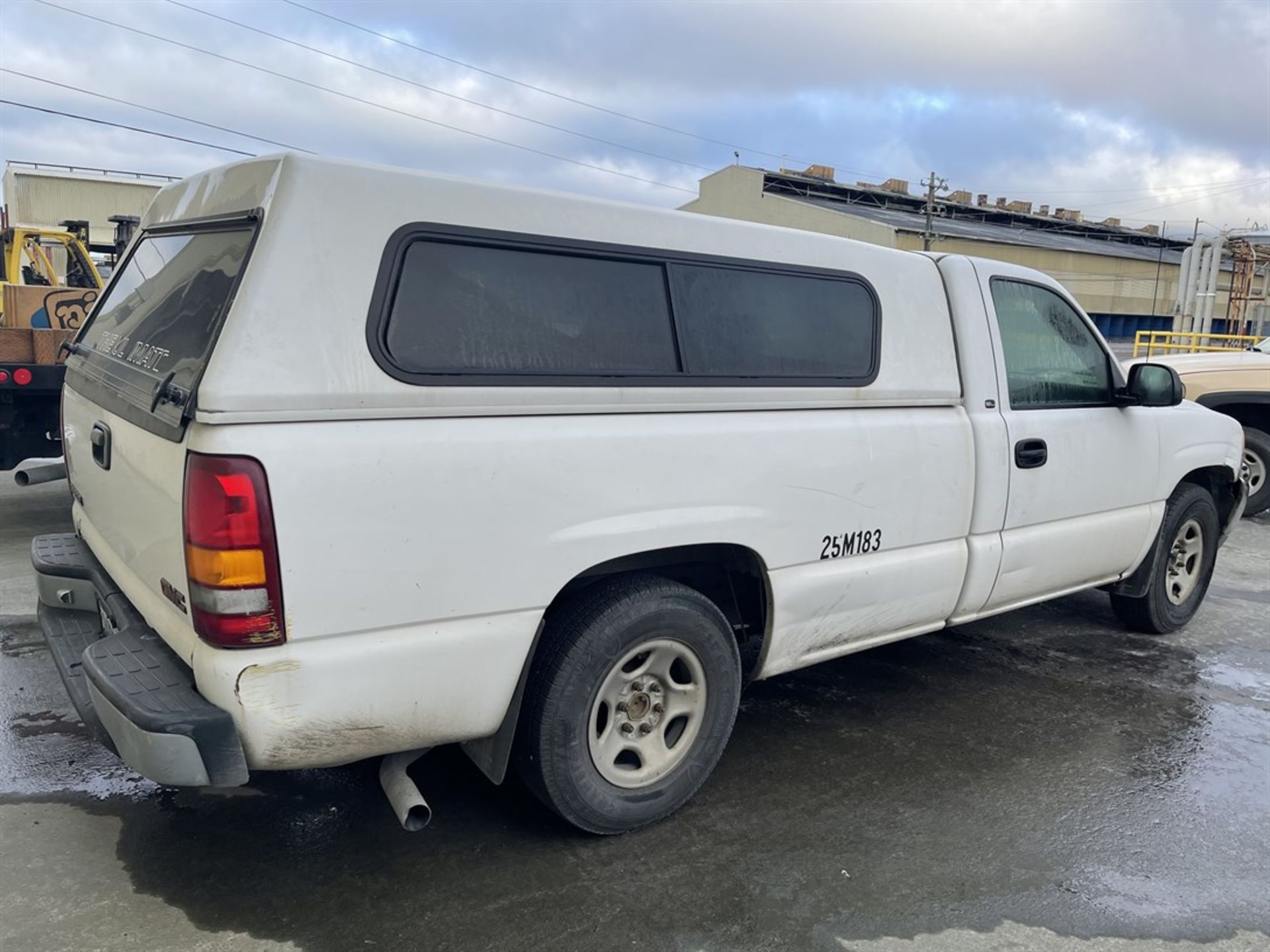 GMC 1500 Pickup Truck, VIN #1GTEC14WXXE524836, 70,036 Miles - Image 4 of 10