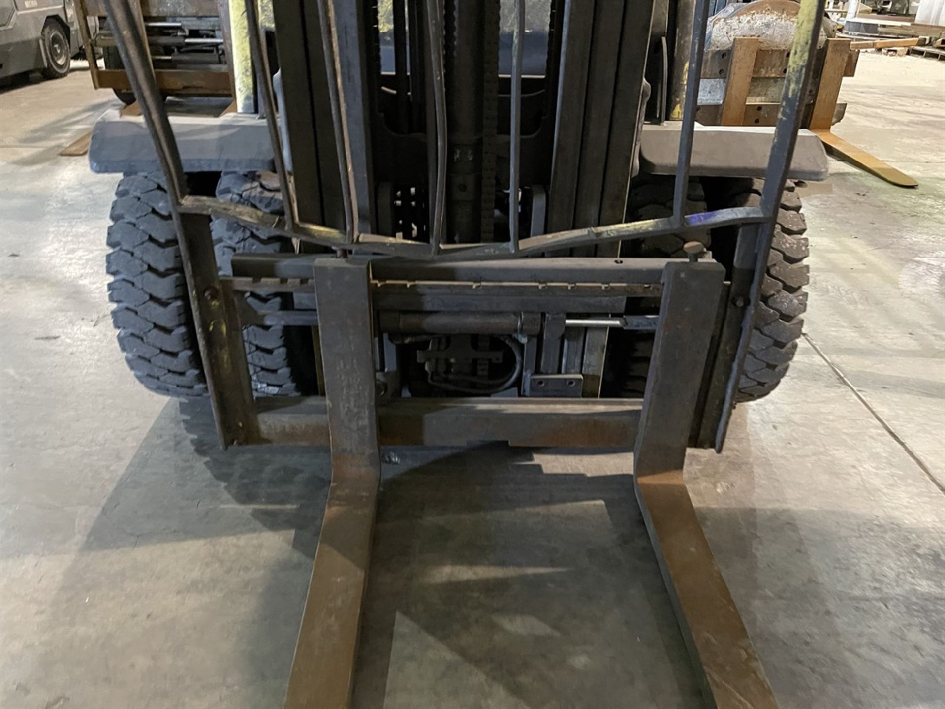 HYSTER H50FT LP Forklift, s/n L177B04416D, 5,000 Lb. Capacity, 3-Stage Mast, Side Shift, Dual - Image 3 of 10