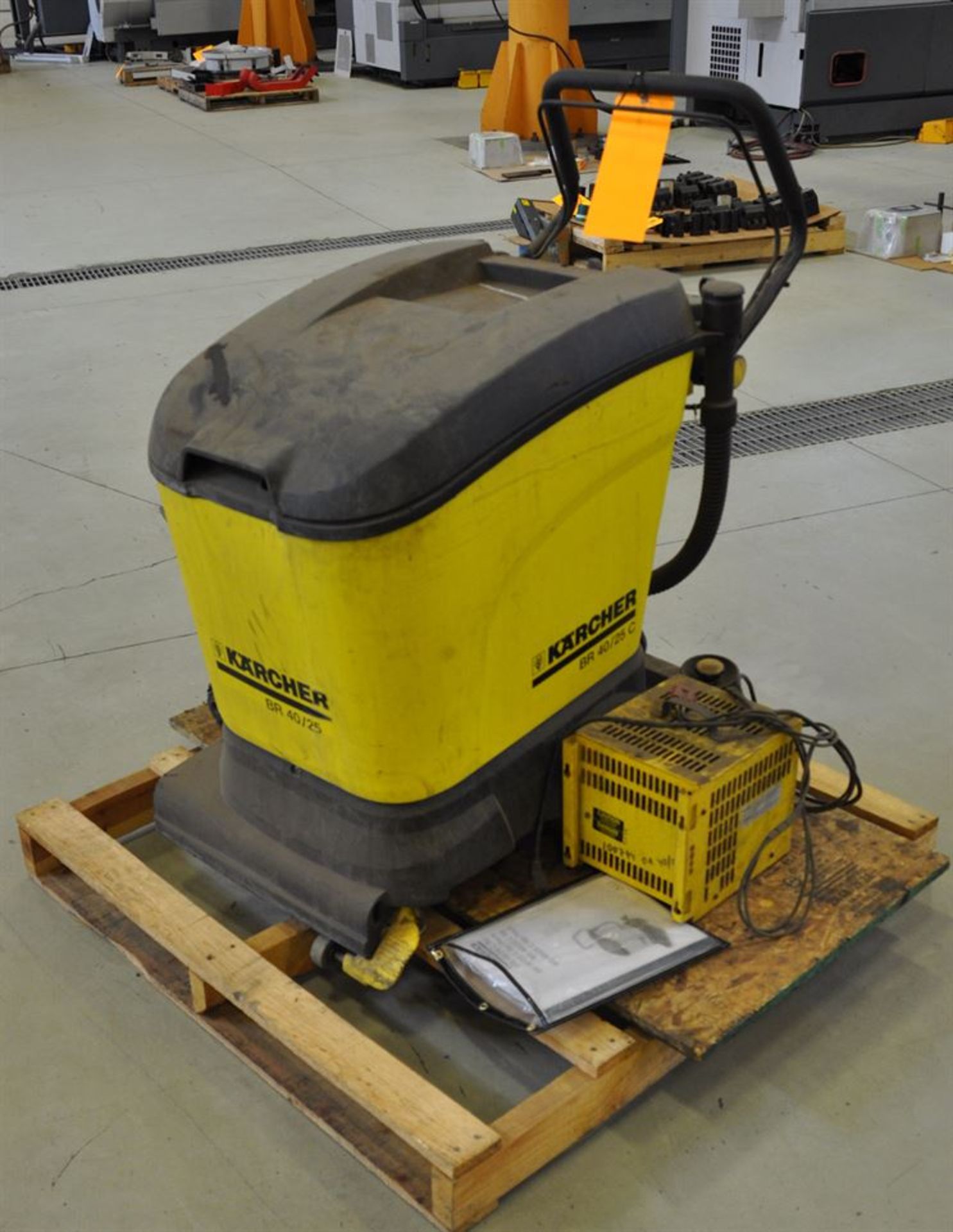 KARCHER BR 40/25 Electric Floor Scrubber