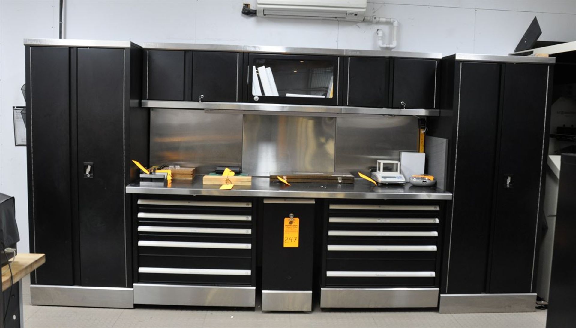 METALIA Work Bench Center