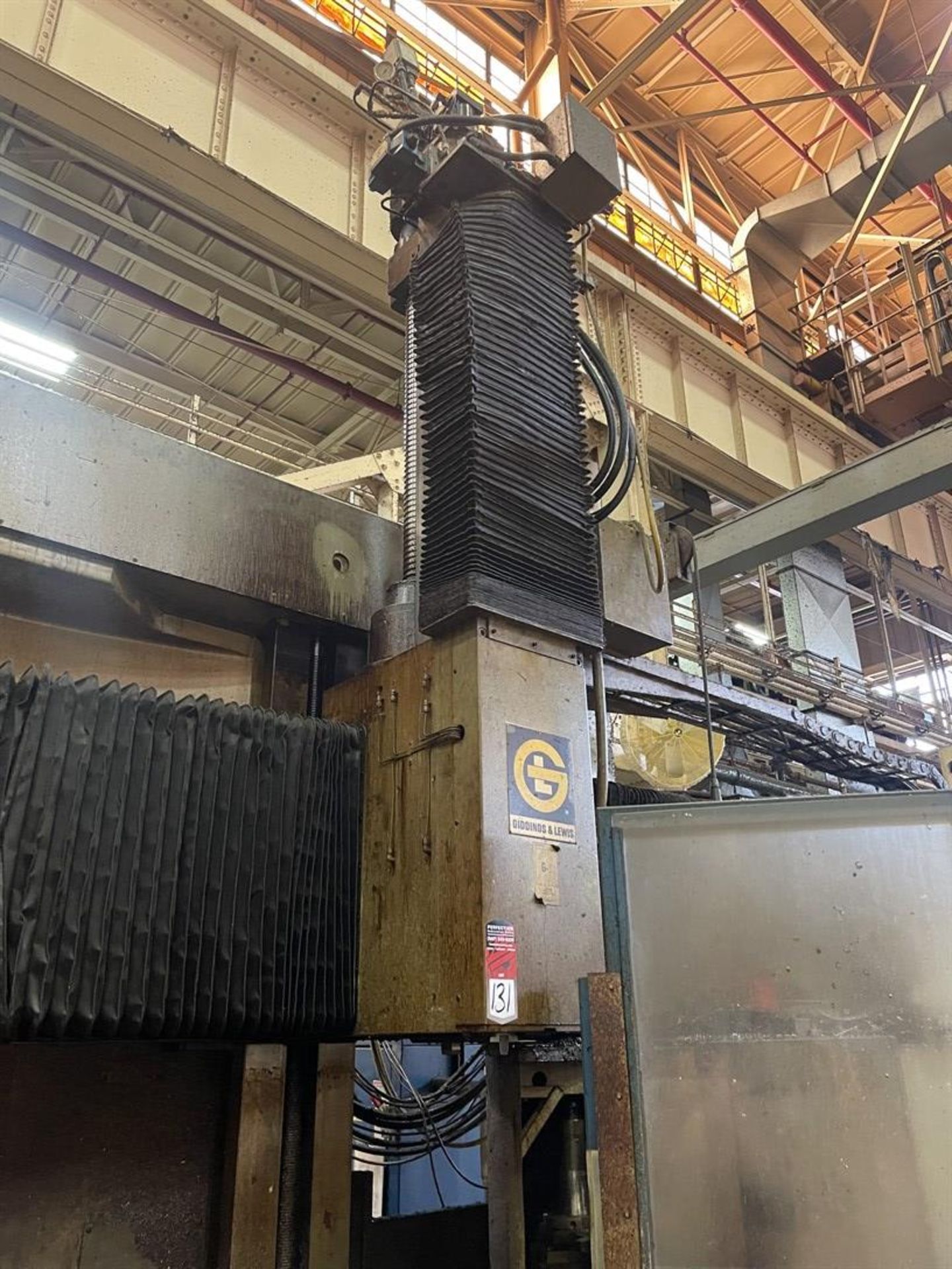 GIDDINGS & LEWIS 48" CNC Vertical Boring Mill, s/n 512-67-77, w/ FANUC 0i-TD Control, 48" Table - Image 5 of 10