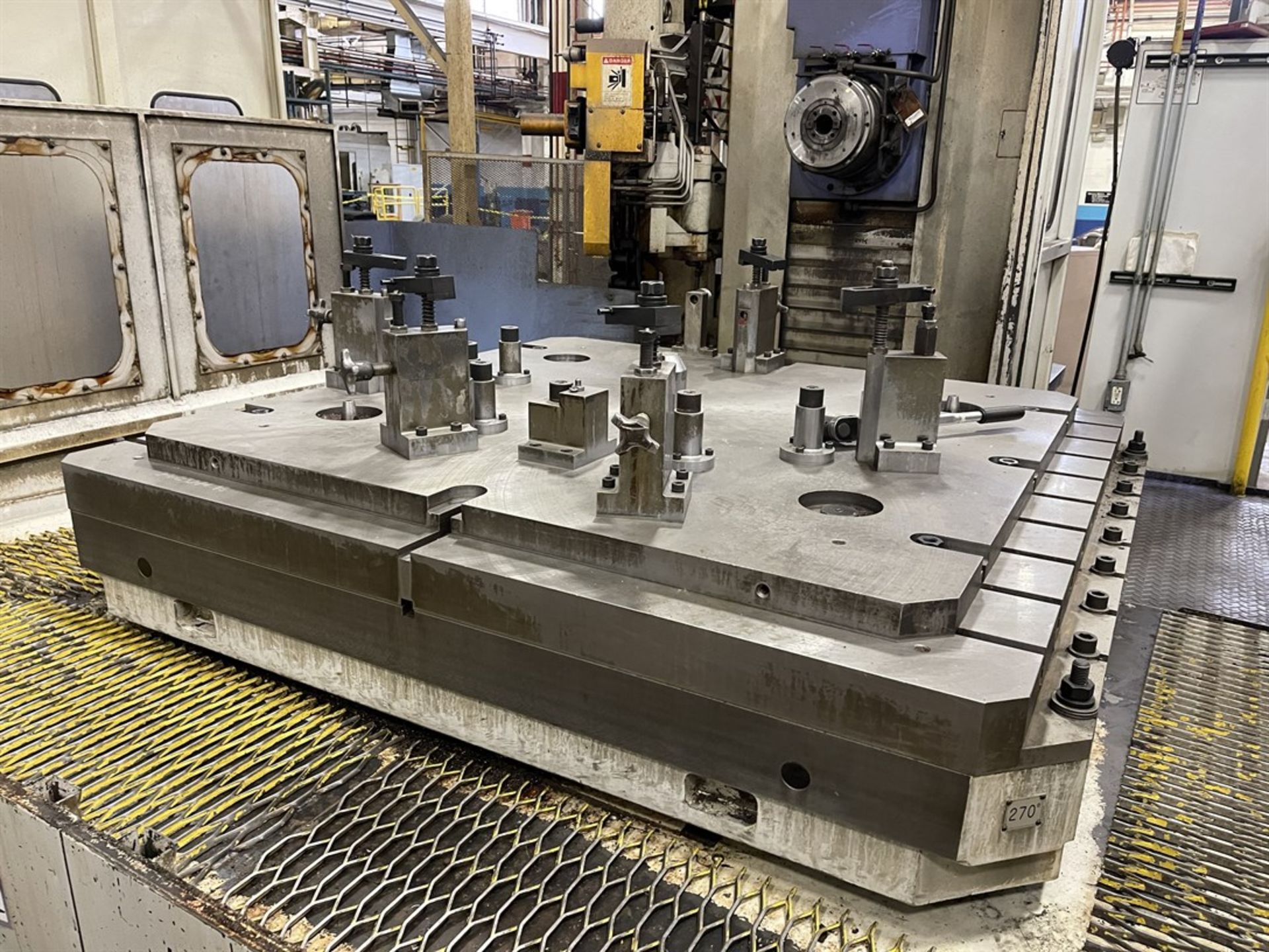 2009 MITSUBISHI MHT1618 CNC 5 Axis Table Type Horizontal Boring Mill, s/n 3B32124, w/ FANUC 18i-MB - Image 5 of 18