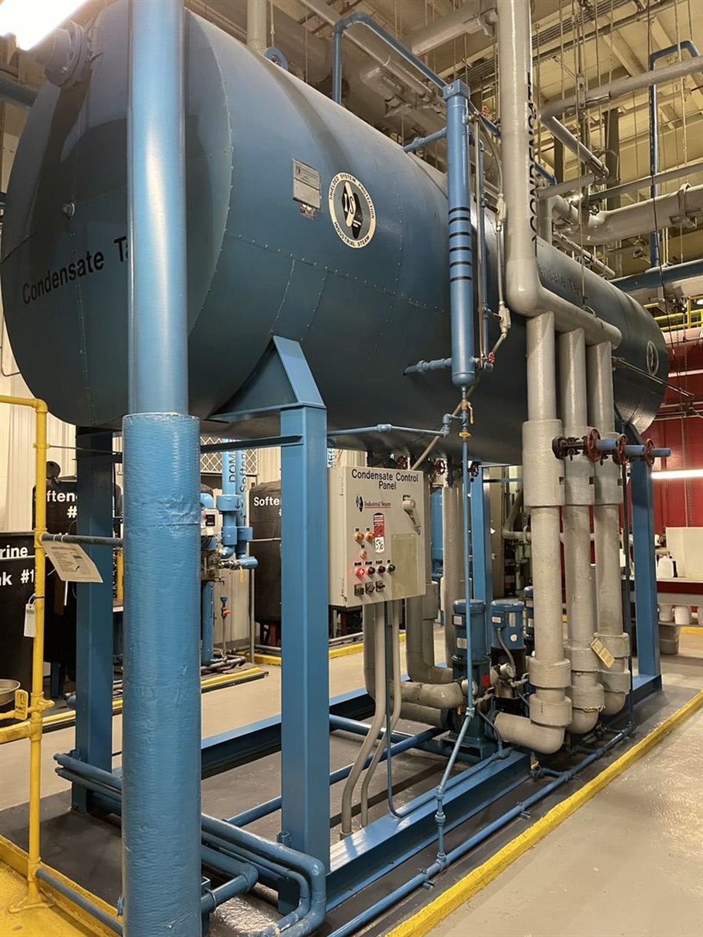 INDUSTRIAL STEAM Complete Boiler Water Treatment and Feed System Featuring Deaerator and Feed - Image 6 of 17