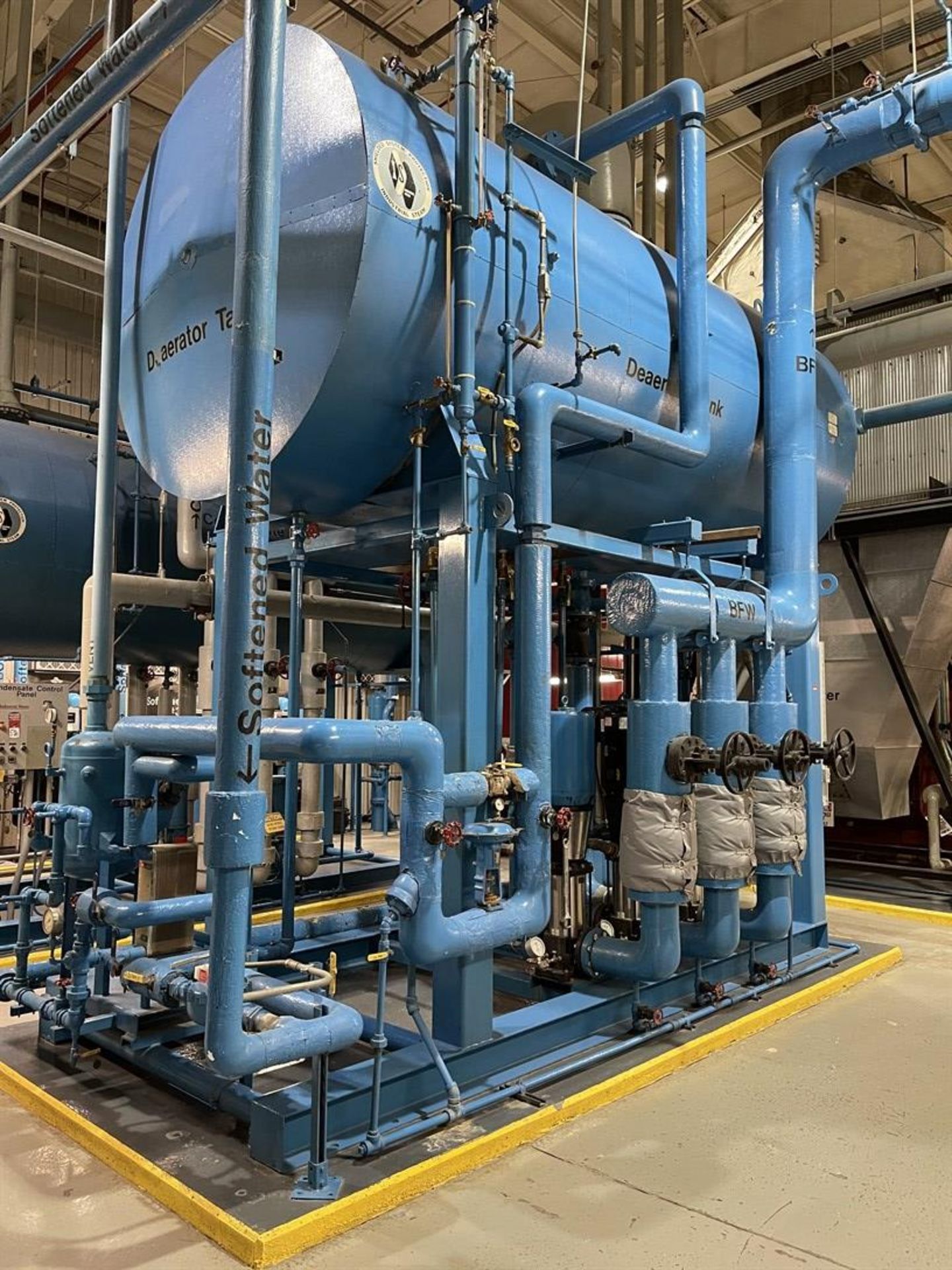 INDUSTRIAL STEAM Complete Boiler Water Treatment and Feed System Featuring Deaerator and Feed - Image 3 of 17