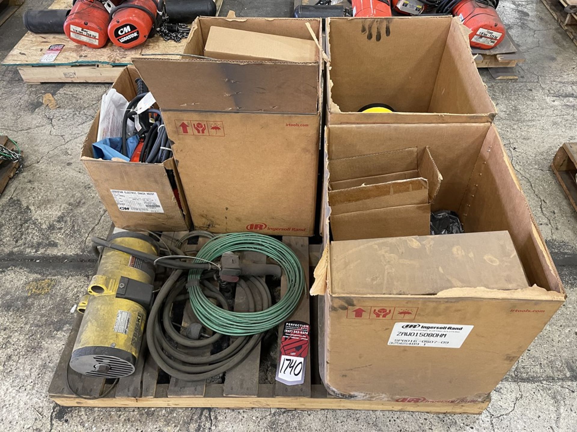 Lot Comprising (3) INGERSOLL RAND Pneumatic Balancers New in Box, (1) Used, and CM Lodestar 1/2