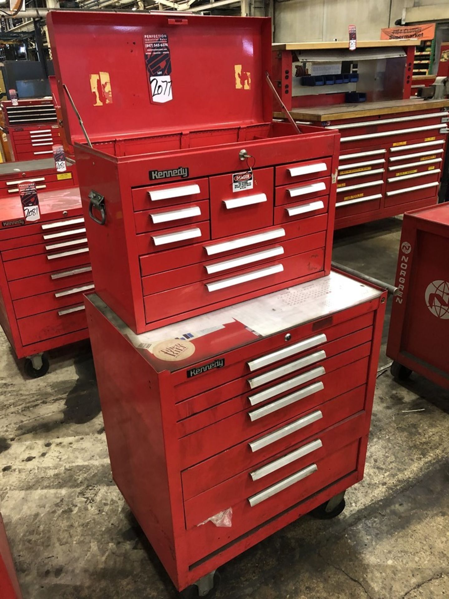 Kennedy Rolling Tool Chest, (13H)