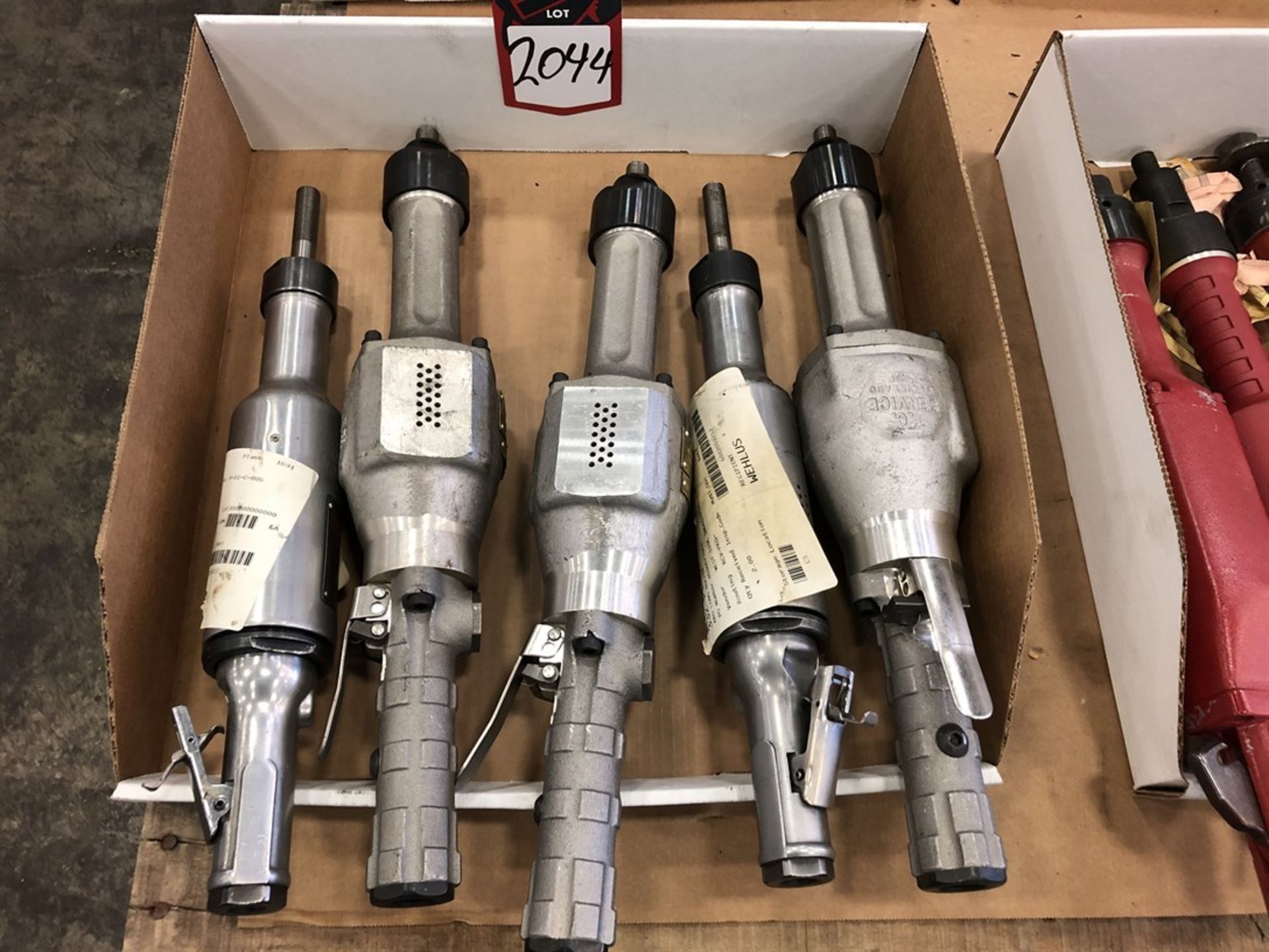 Lot Comprising Assorted Pneumatic Grinders, (25G)