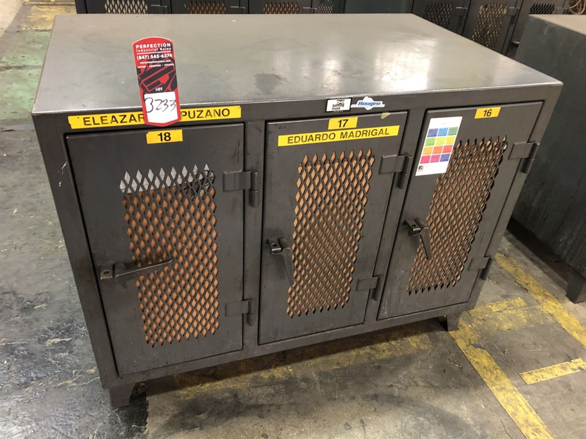 Strong Hold 3-Door 34x55x42" Heavy Duty Lockers, (3K)