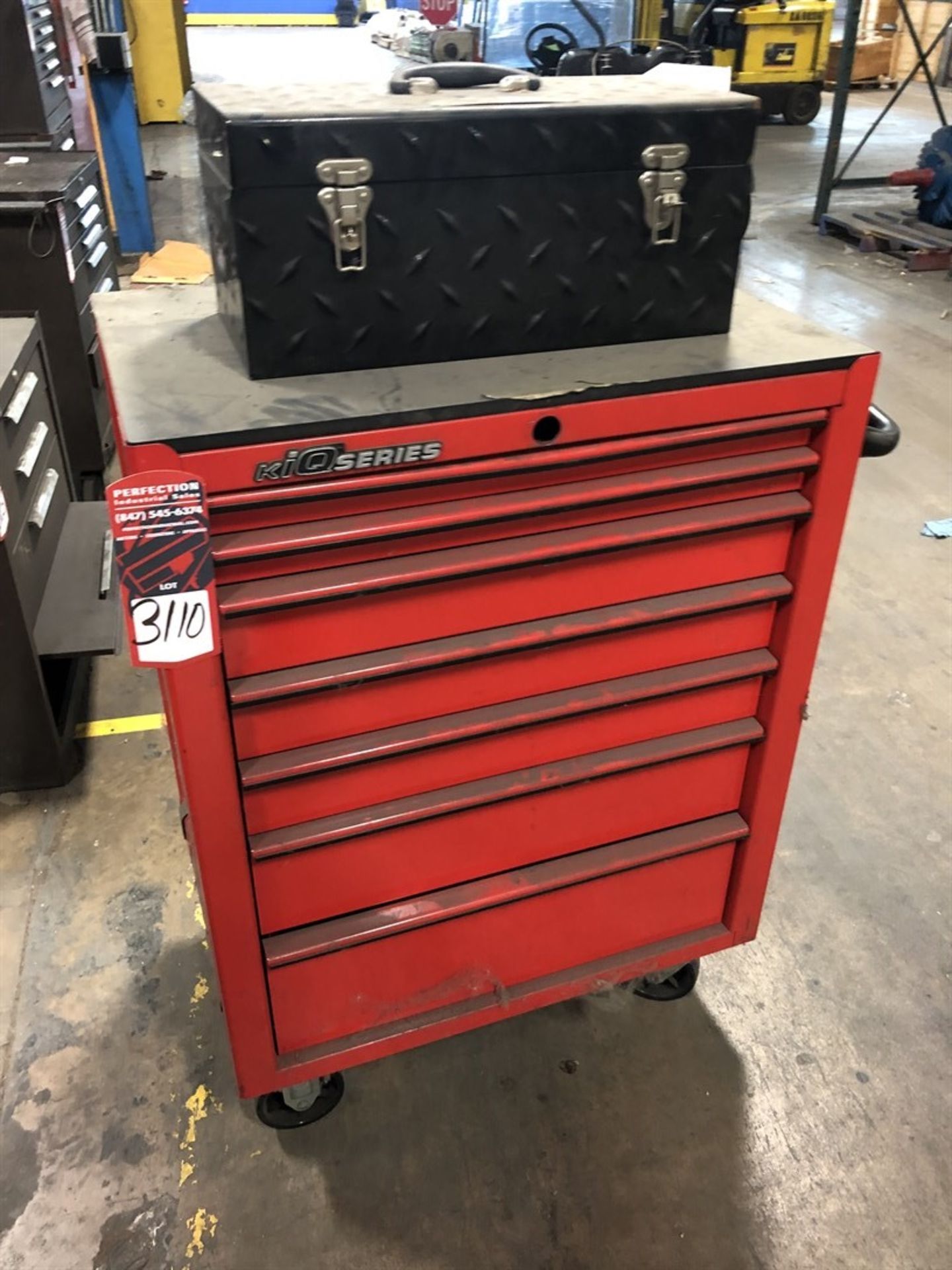 Kennedy Rolling Tool Chest, (H11 H-Building)