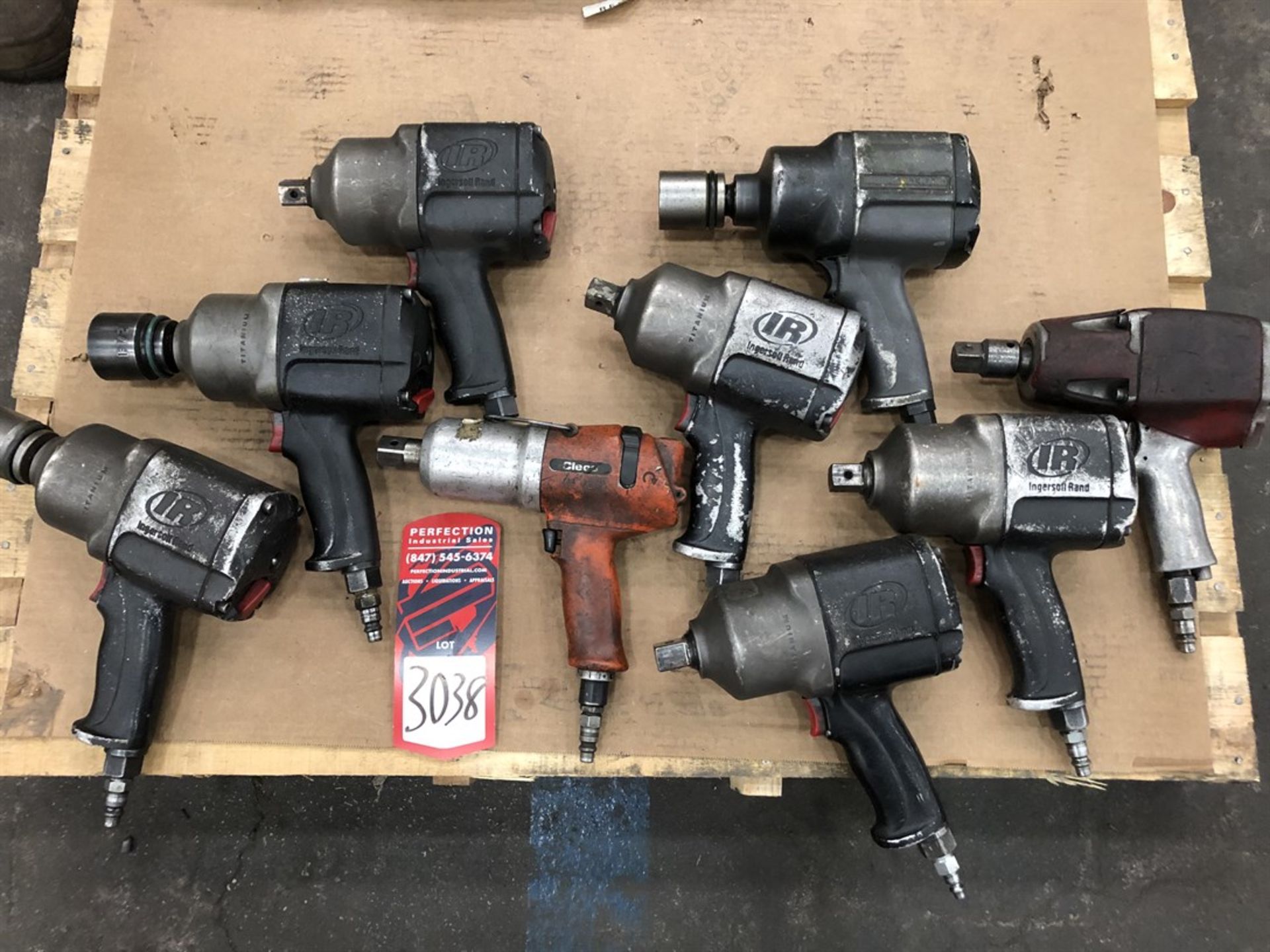 Lot Pneumatic Impacts, (5G)