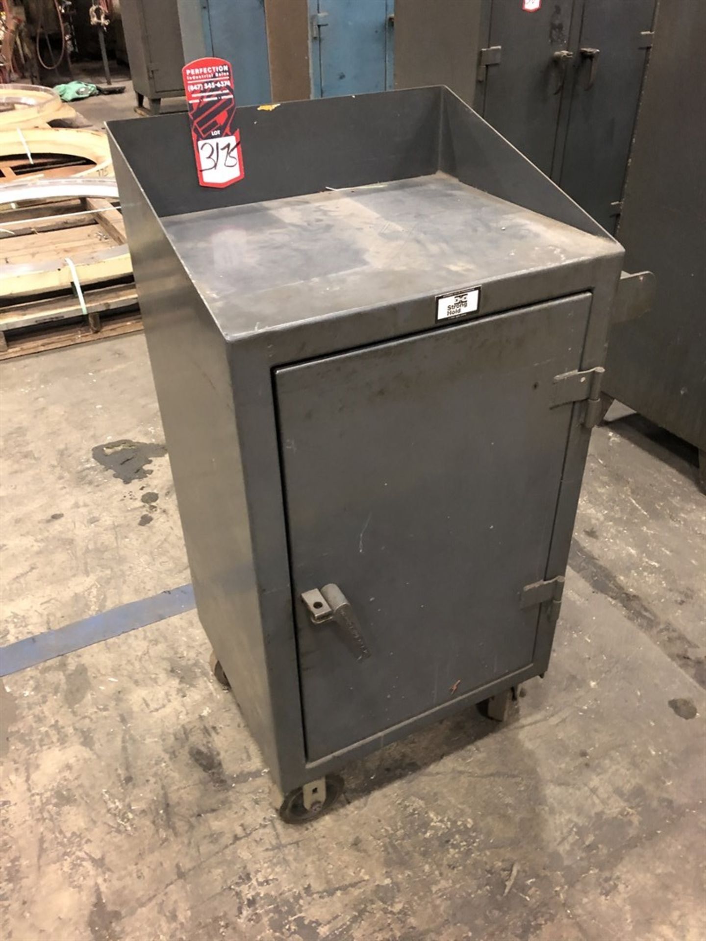 Strong Hold 24x24x44" Heavy Duty Rolling Shop Cabinet, (9K)