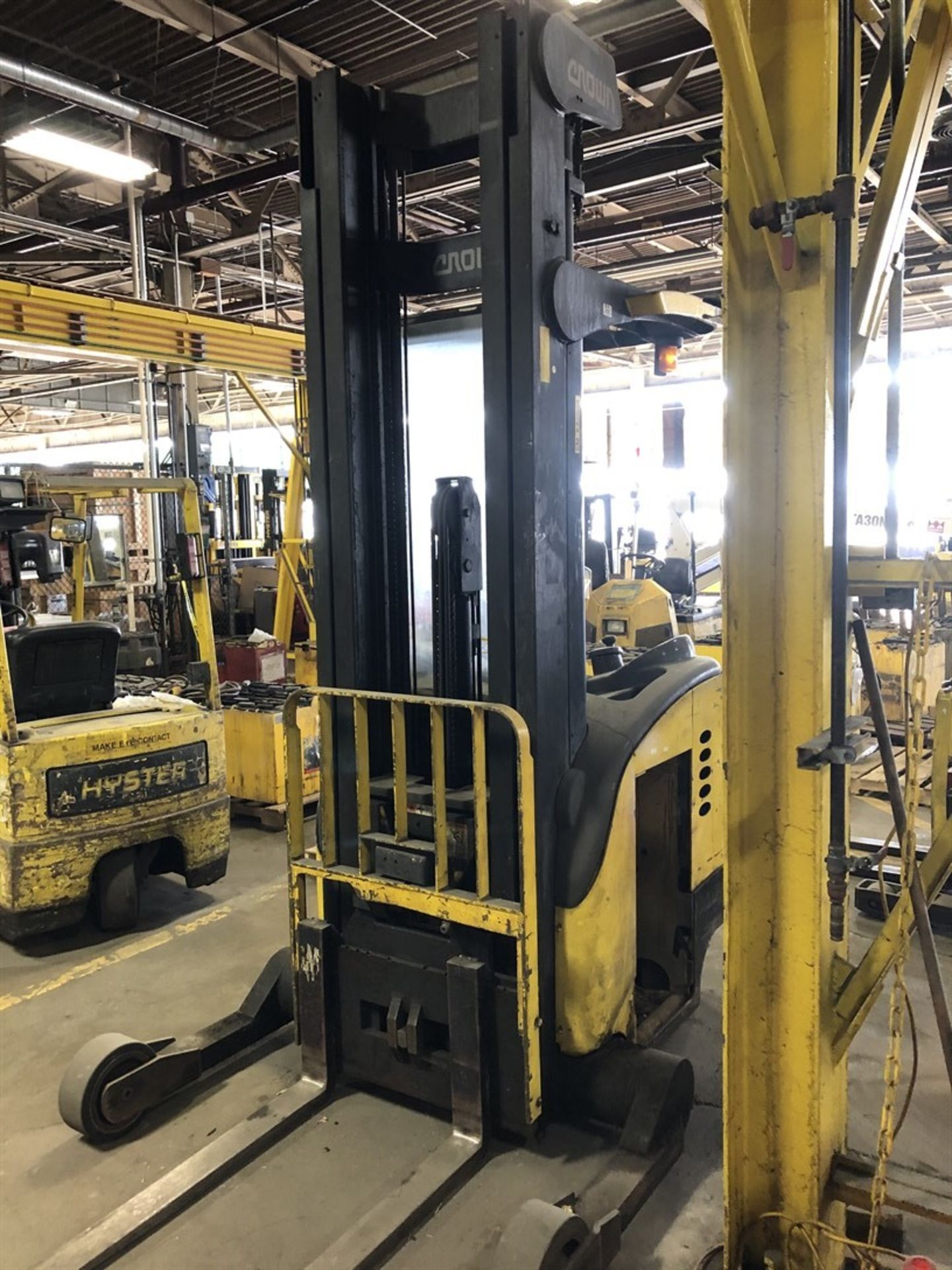 CROWN RR 5000 Series 4,200 Electric Reach Truck, s/n 1A205969, 42" Forks, (Condition Unknown), ( - Image 2 of 6