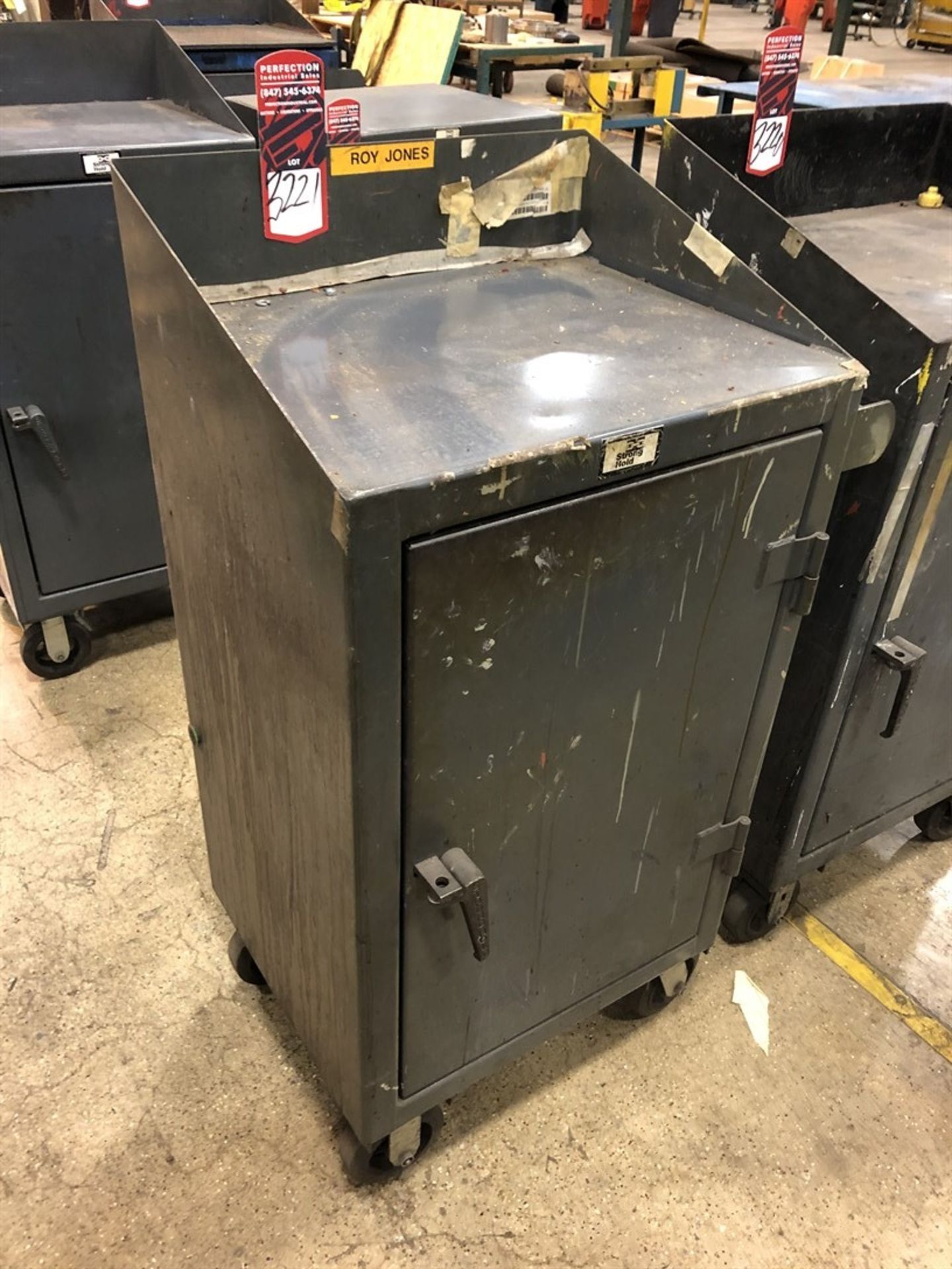 Strong Hold 20x24x44" Heavy Duty Rolling Shop Cabinet, (7H)