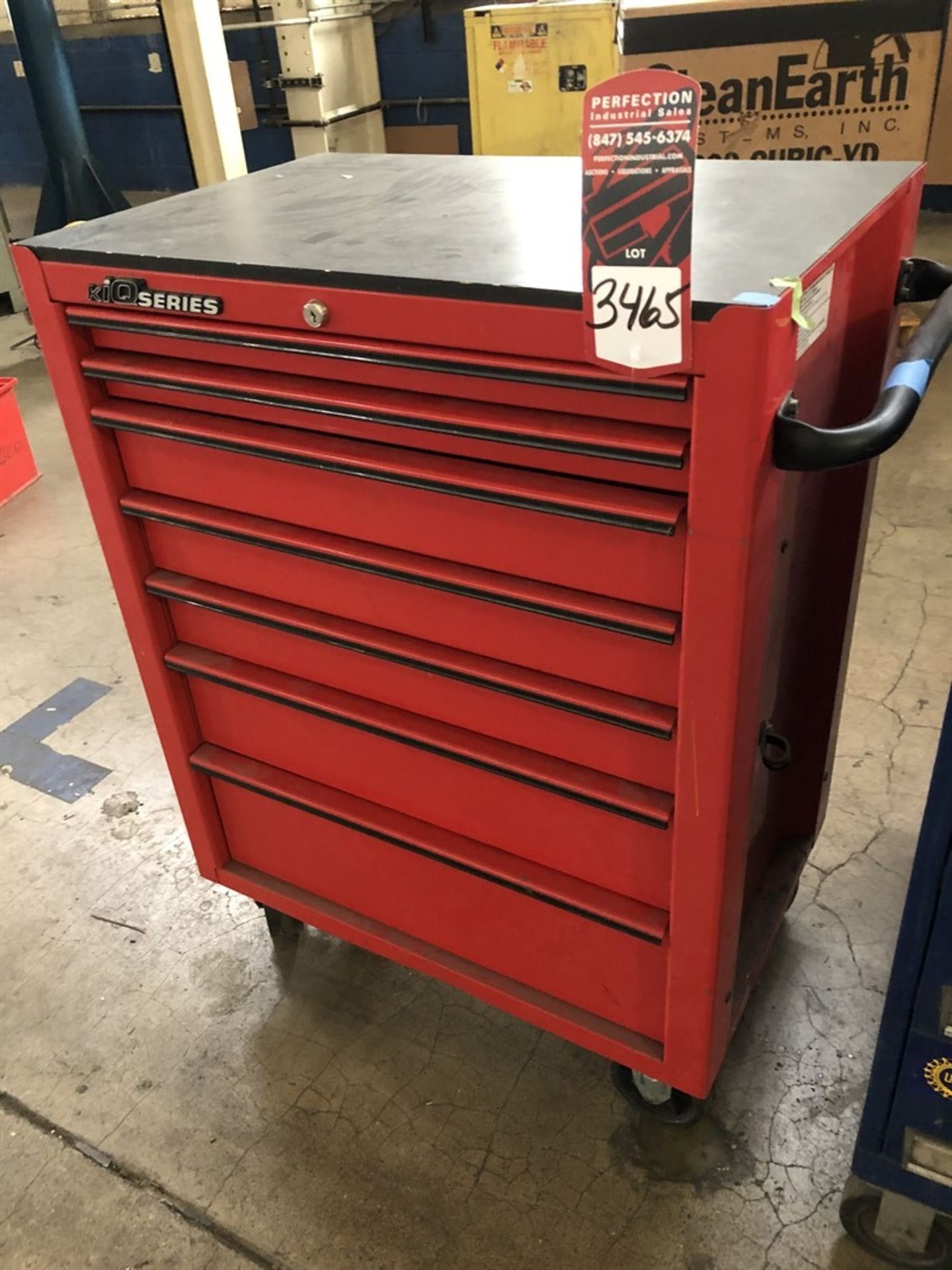 KIQ Rolling Tool Chest, (31Q)