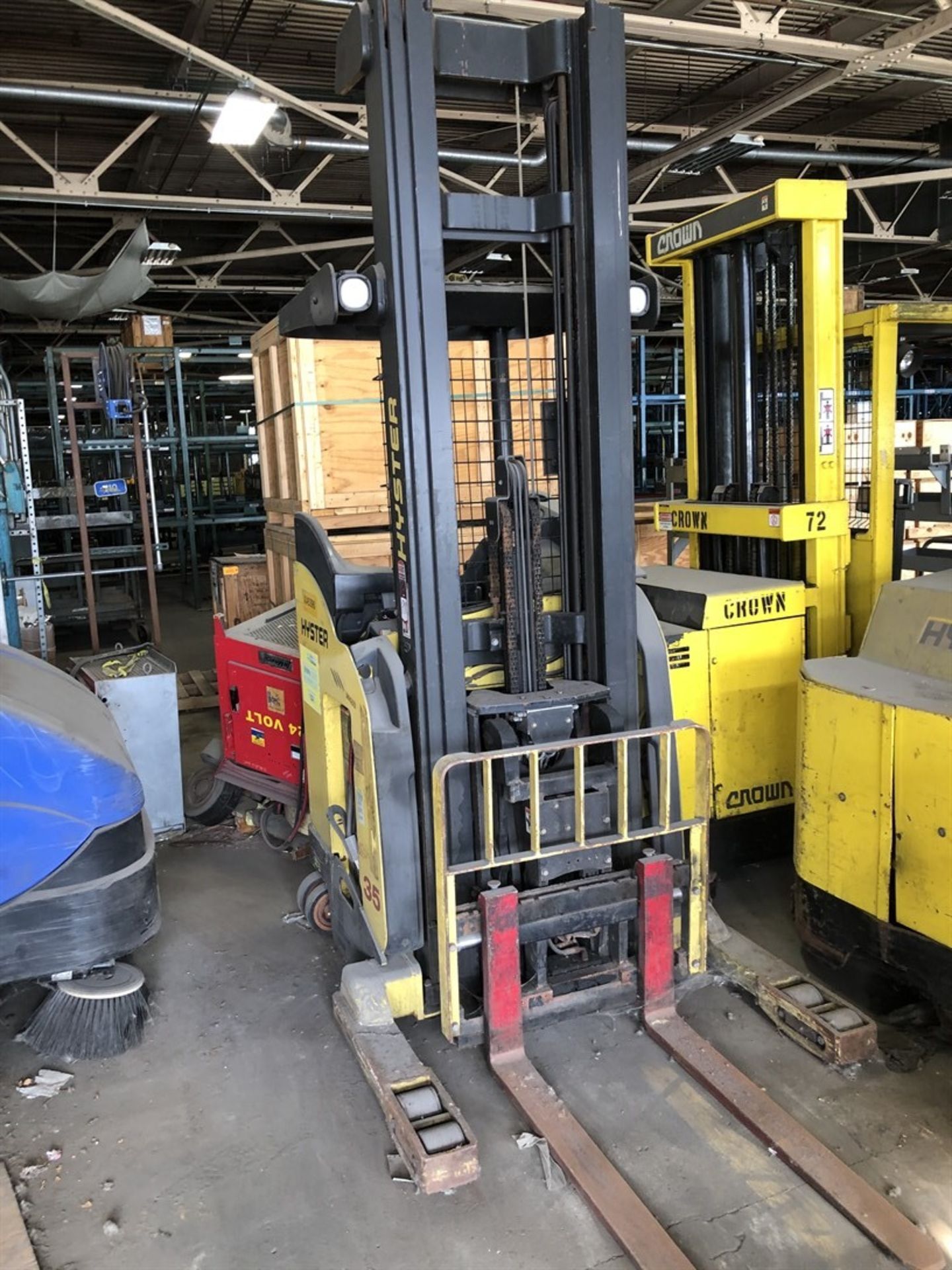 HYSTER N35ZRS-14.5 Electric Narrow Aisle Single Reach Truck, 1,500 Lb. Capacity, s/n A265N04878F, (