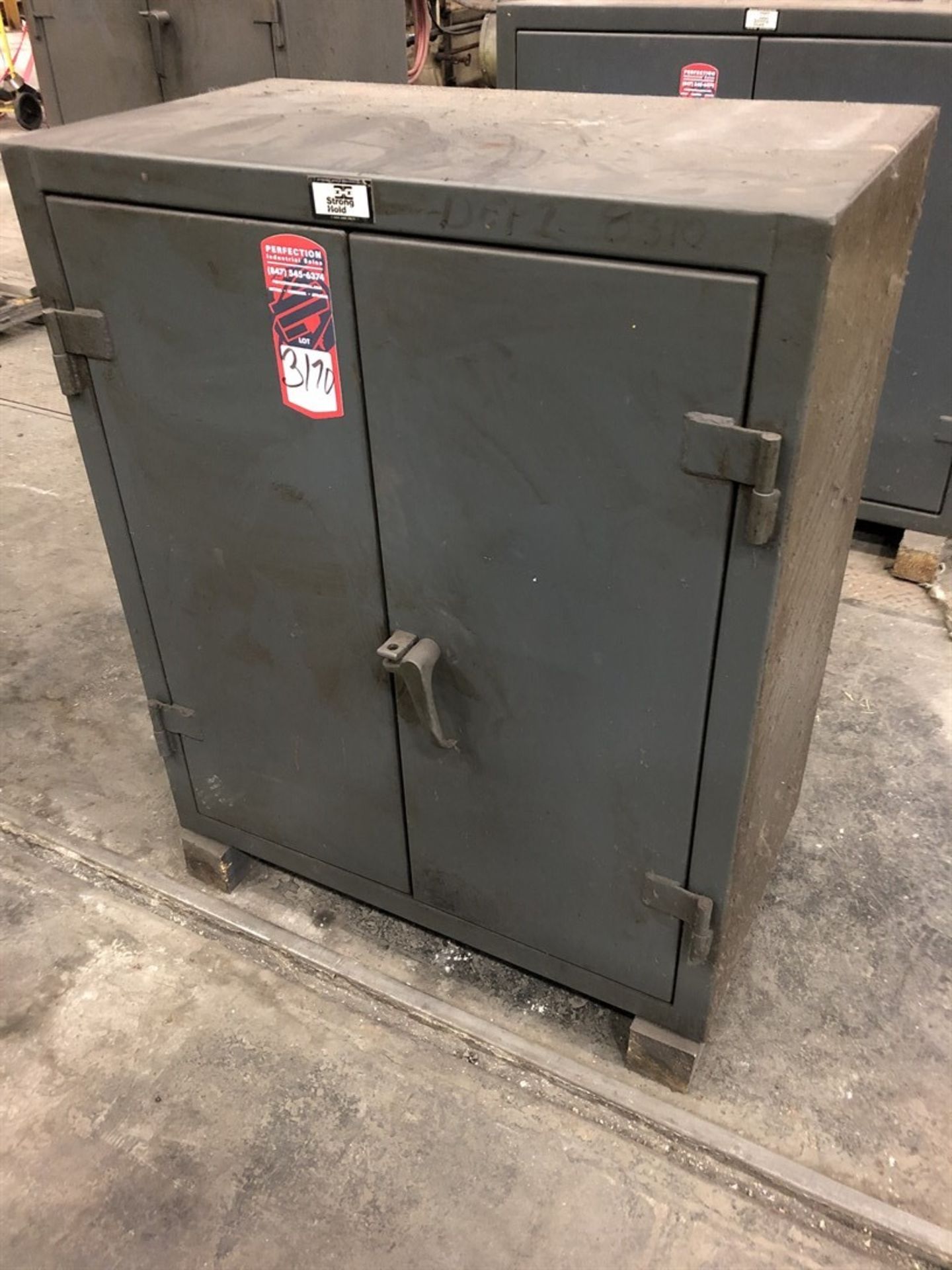 Strong Hold 24x36x42" Heavy Duty Shop Cabinet, (9K)