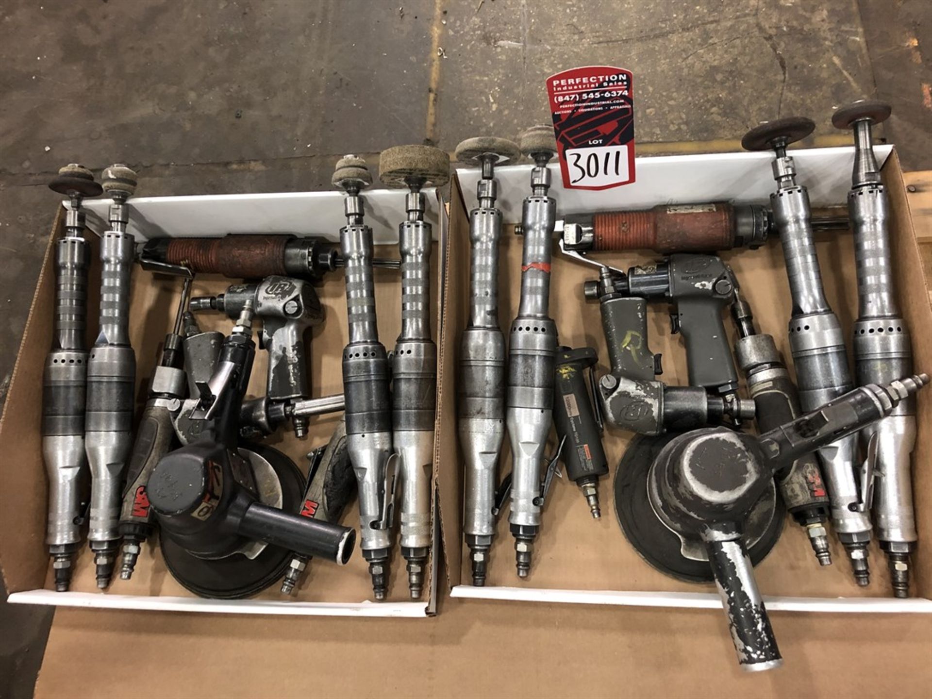 Lot Pneumatic Grinders and Angle Grinders, (7S)