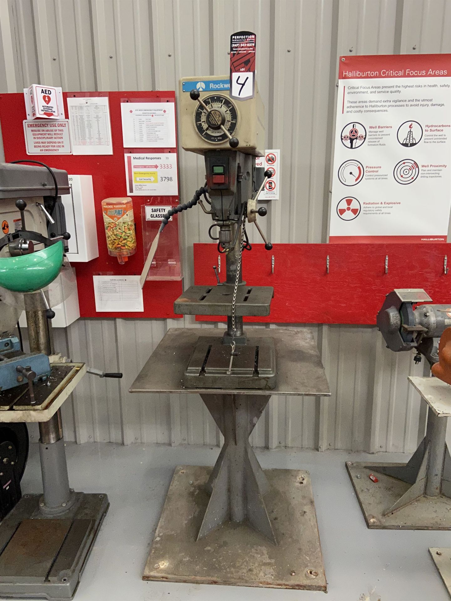 Rockwell No 15-655 Bench Type Pedestal Mount Drill Press