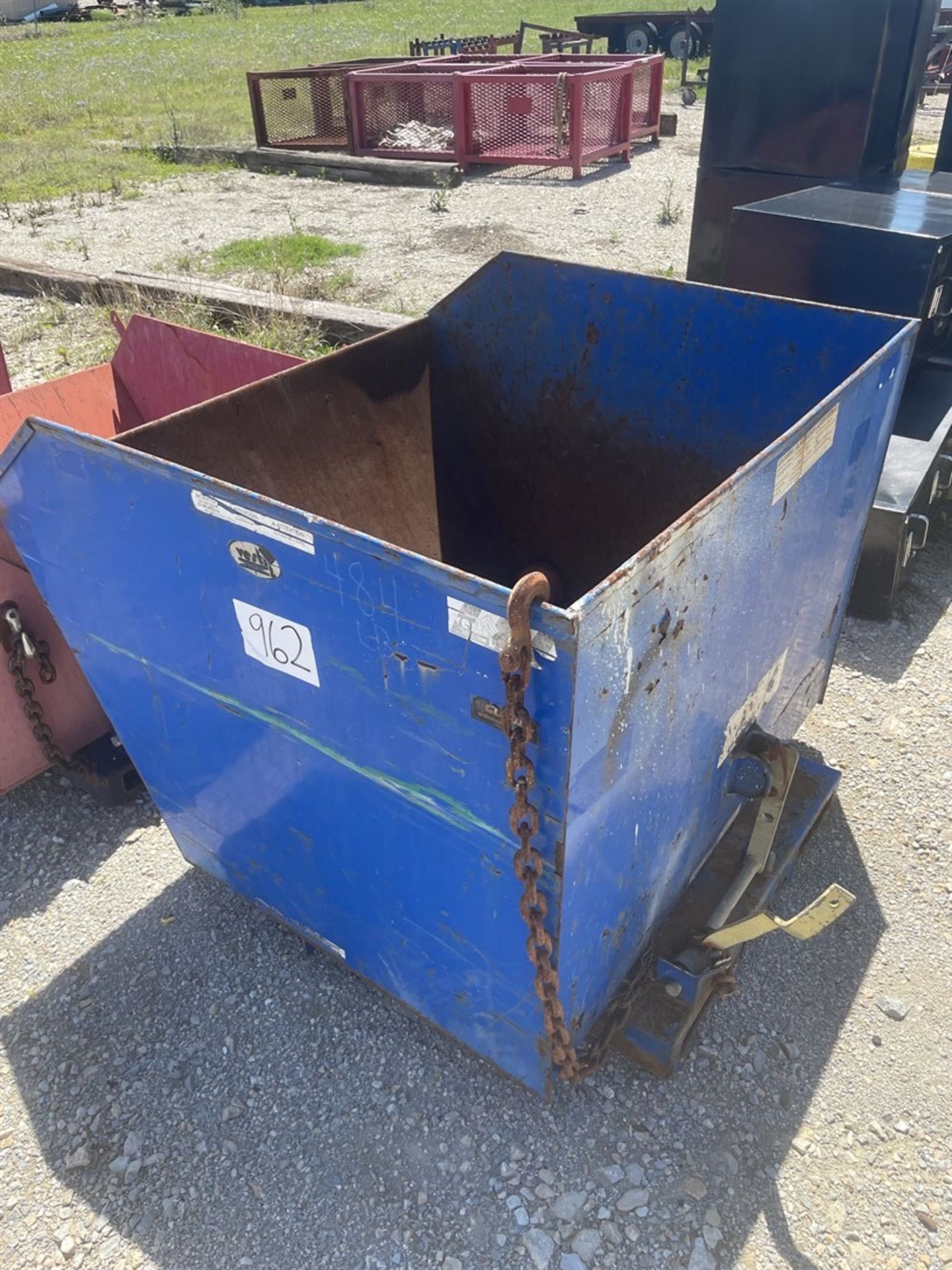 1.5 Yard Self Dumping Hopper - Image 2 of 2