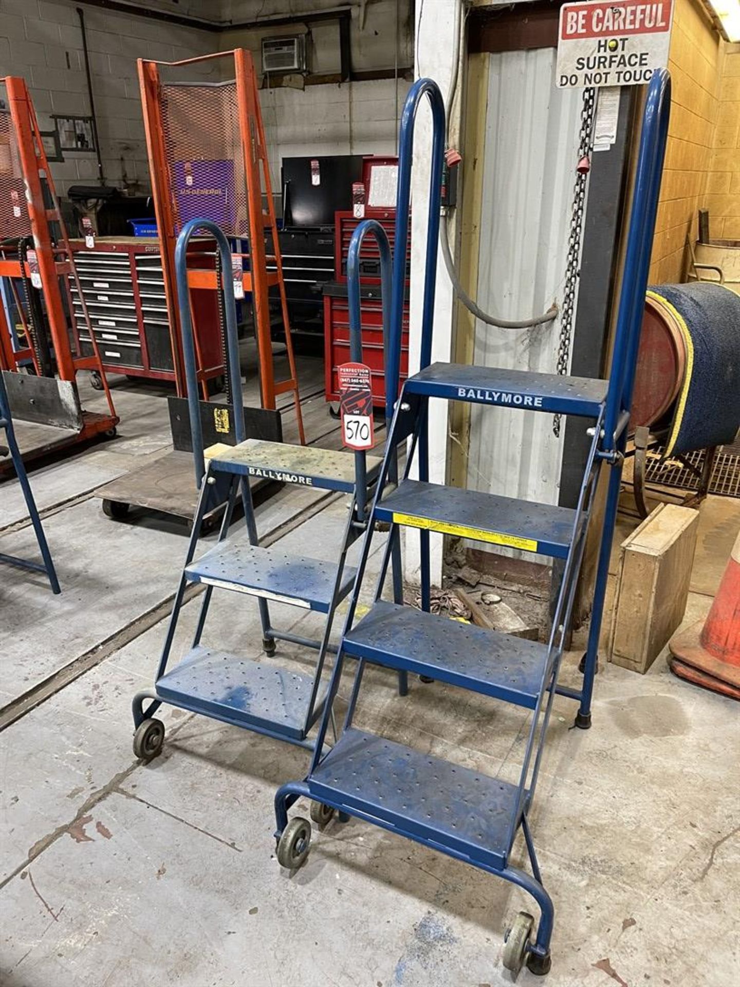 BALLYMORE 4-Step and 3-Step Safety Ladder