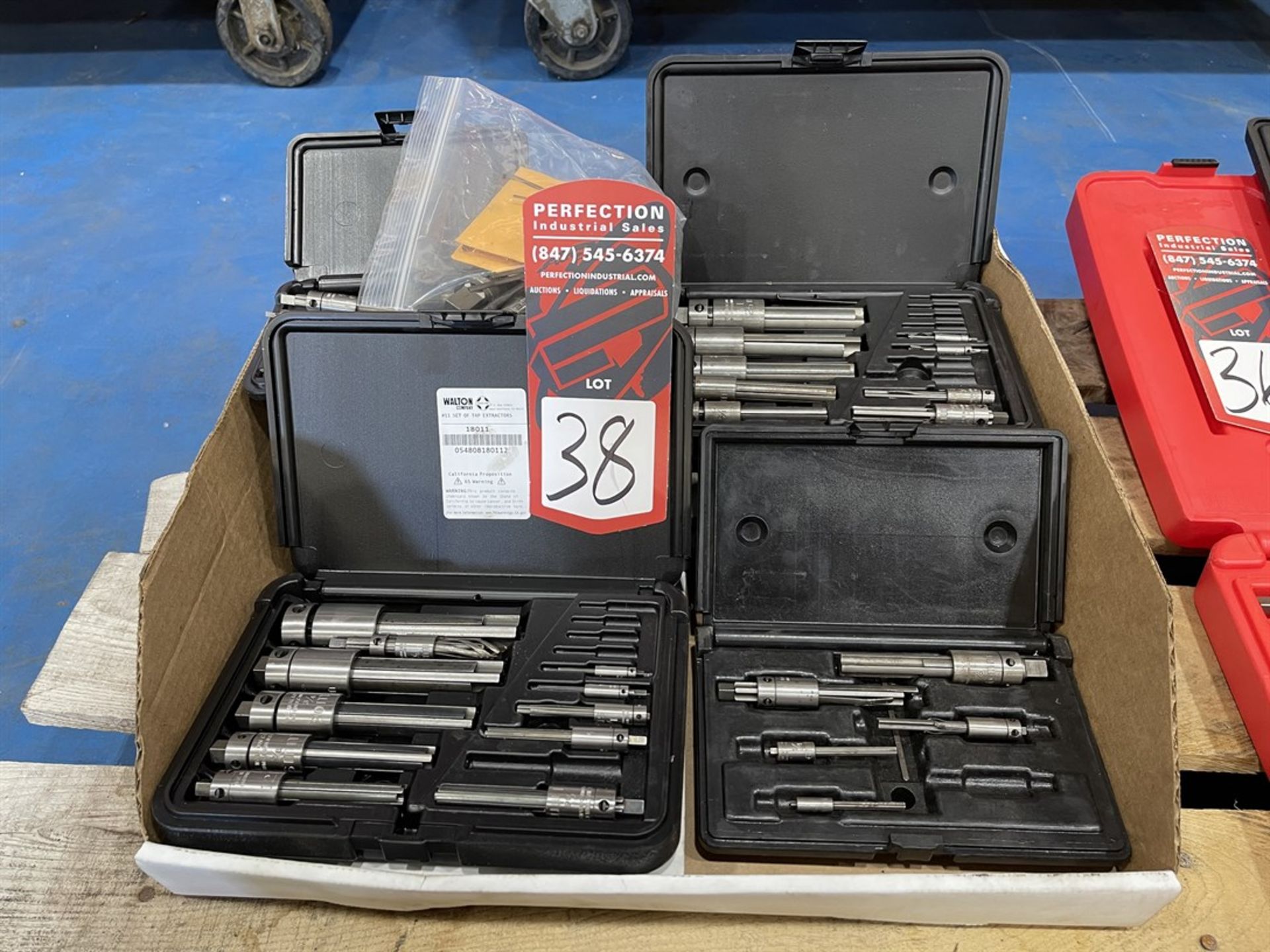 Lot of Assorted Tap Extractors