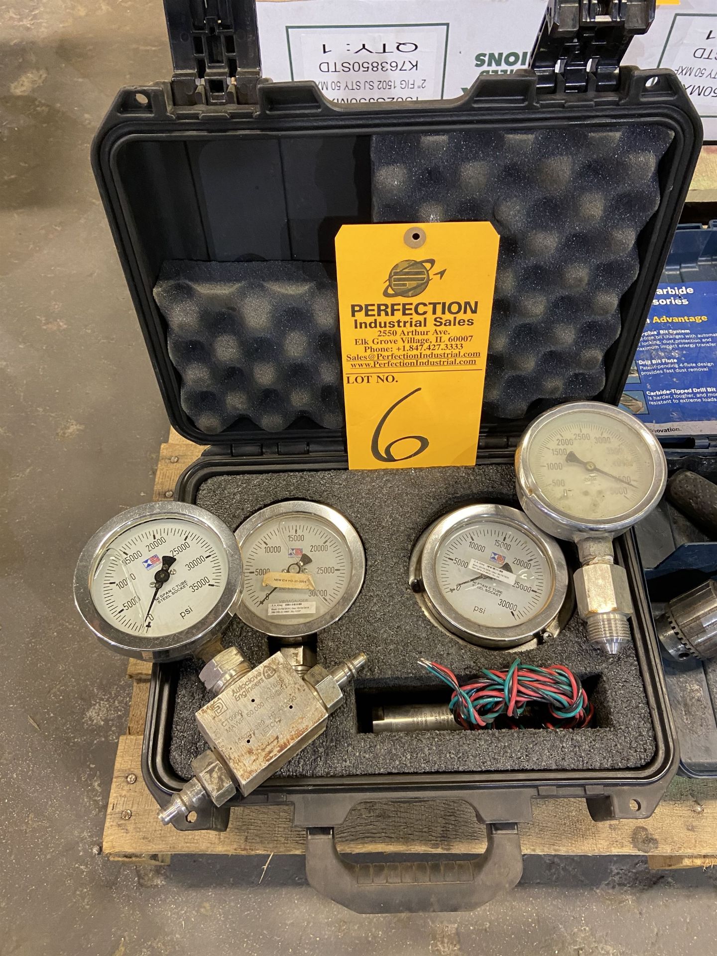 Lot of (4) High Pressure Gauges (Up to 35k PSI)