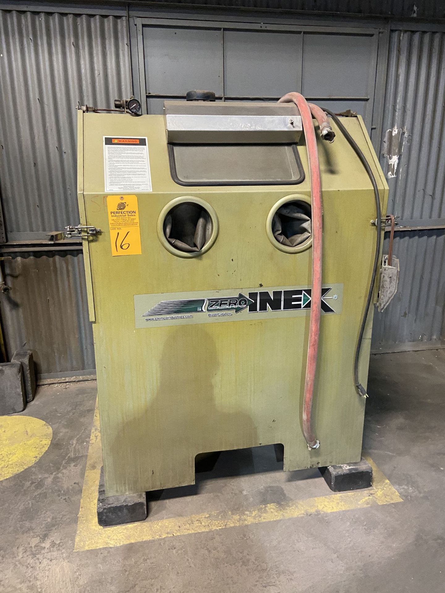 2015 Clemco Model 3048INEX 300R&DB Shot Blasting Cabinet s/n Z57933