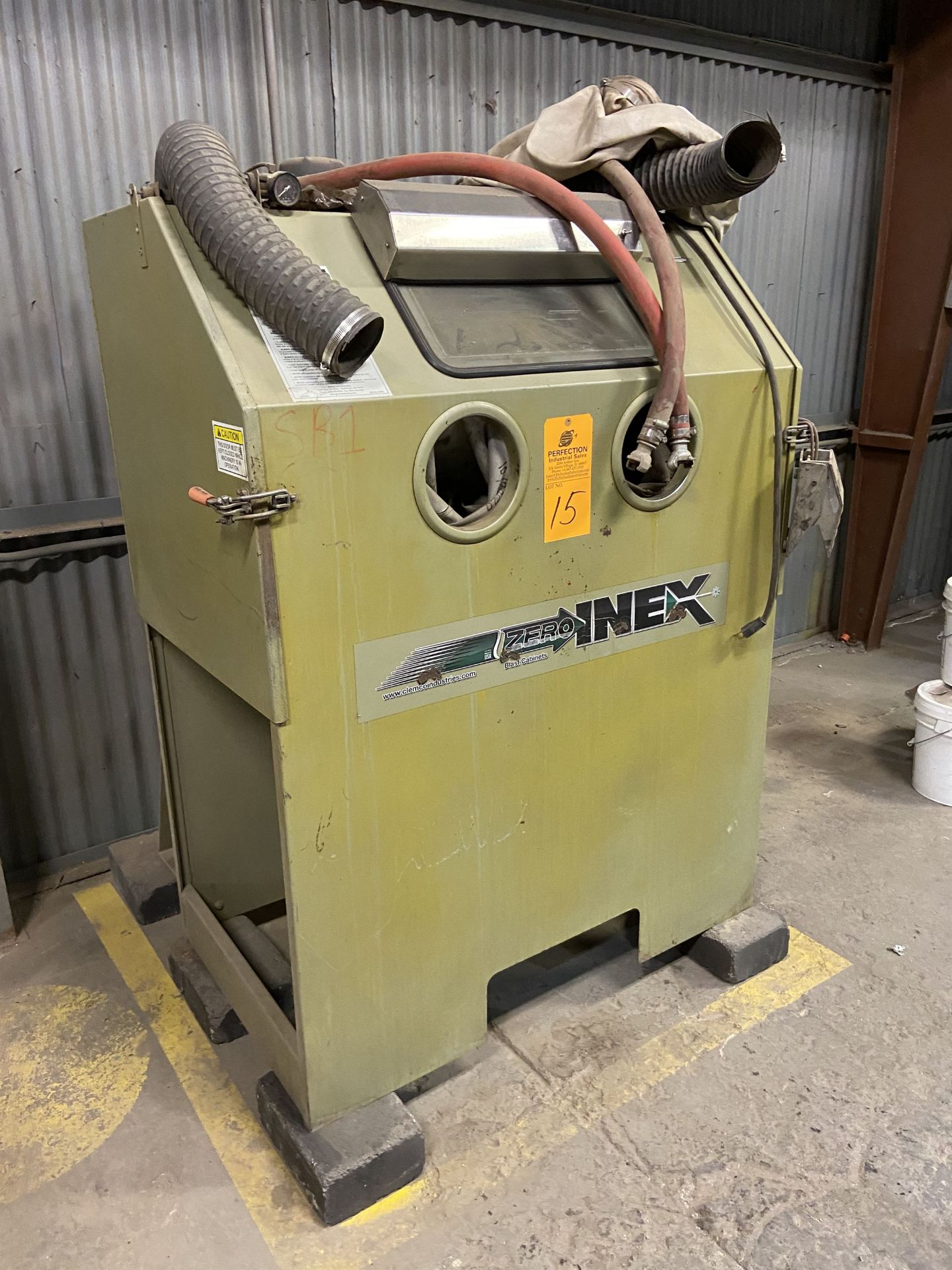 2014 Clemco Model 3048INEX 300R&DB Shot Blasting Cabinet s/n Z57575