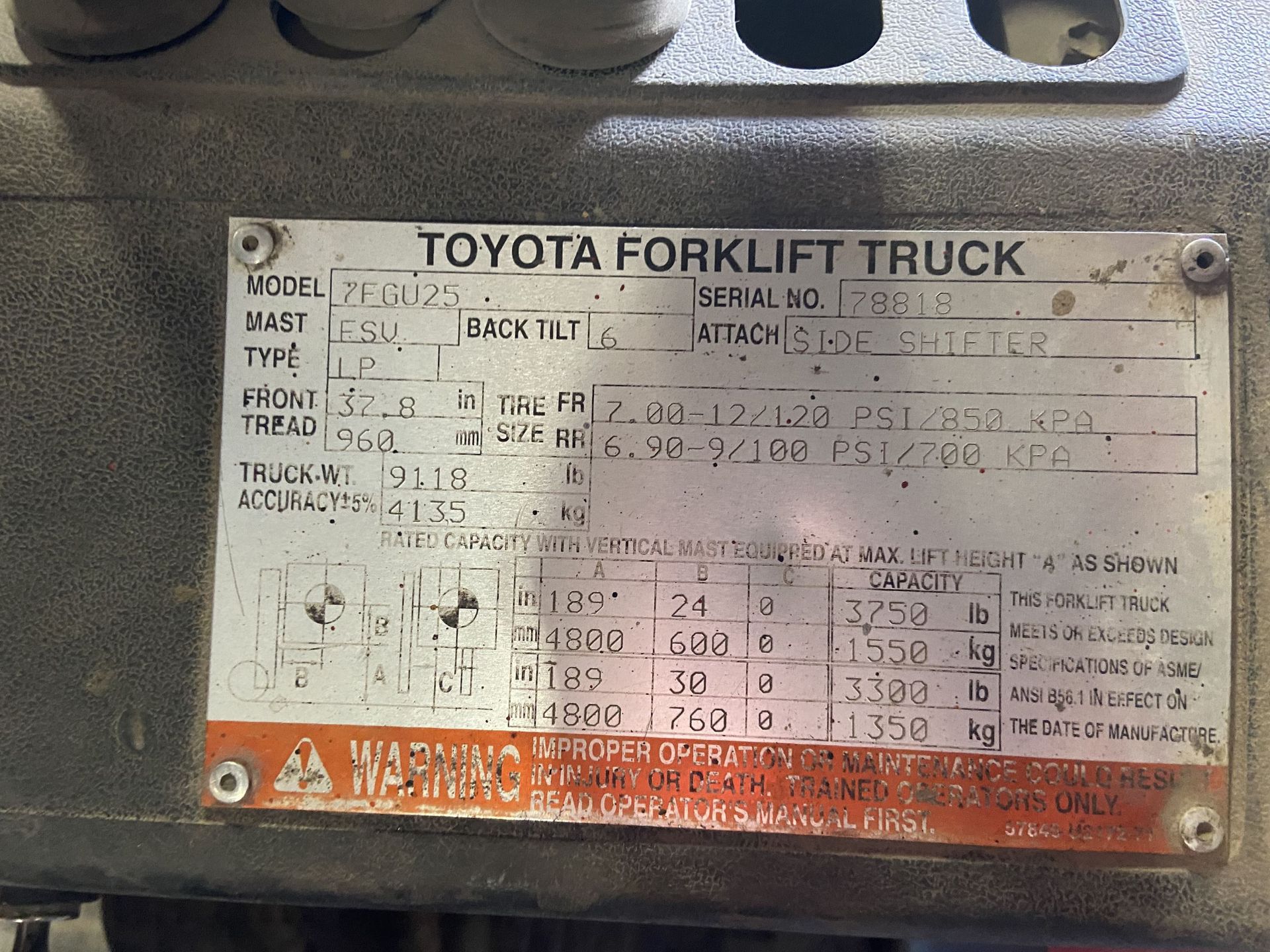 Toyota Model 7FGCU25 LP Forklift, 3750 Lb Capacity, 189" Lift, 60"" Forks, 3 Stage, Side Shift, Hard - Image 10 of 12