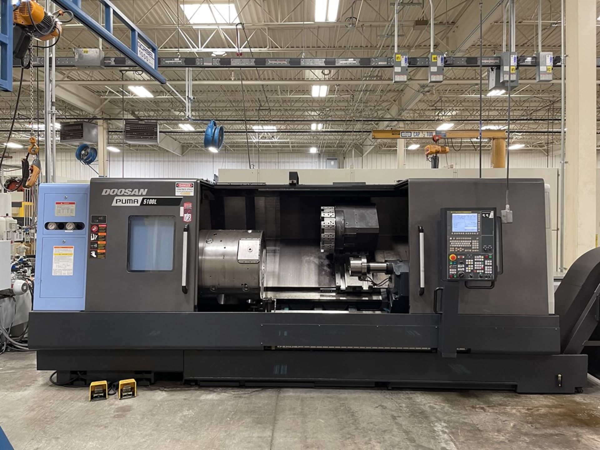 2018 DOOSAN PUMA 5100LB CNC Turning Center, s/n ML0298-000096, Doosan Fanuc I Series Control, 31” - Image 2 of 15