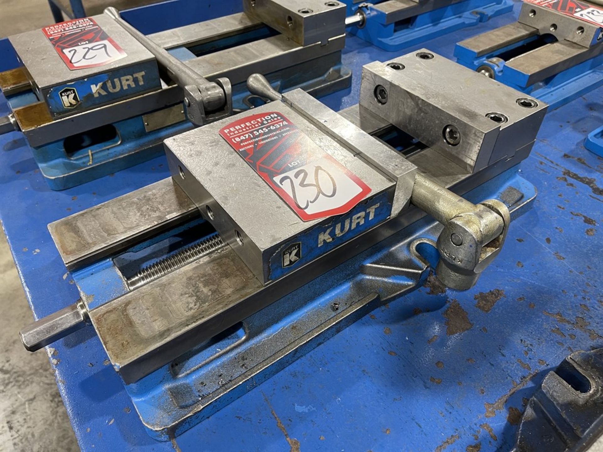 KURT 8" Machine Vise