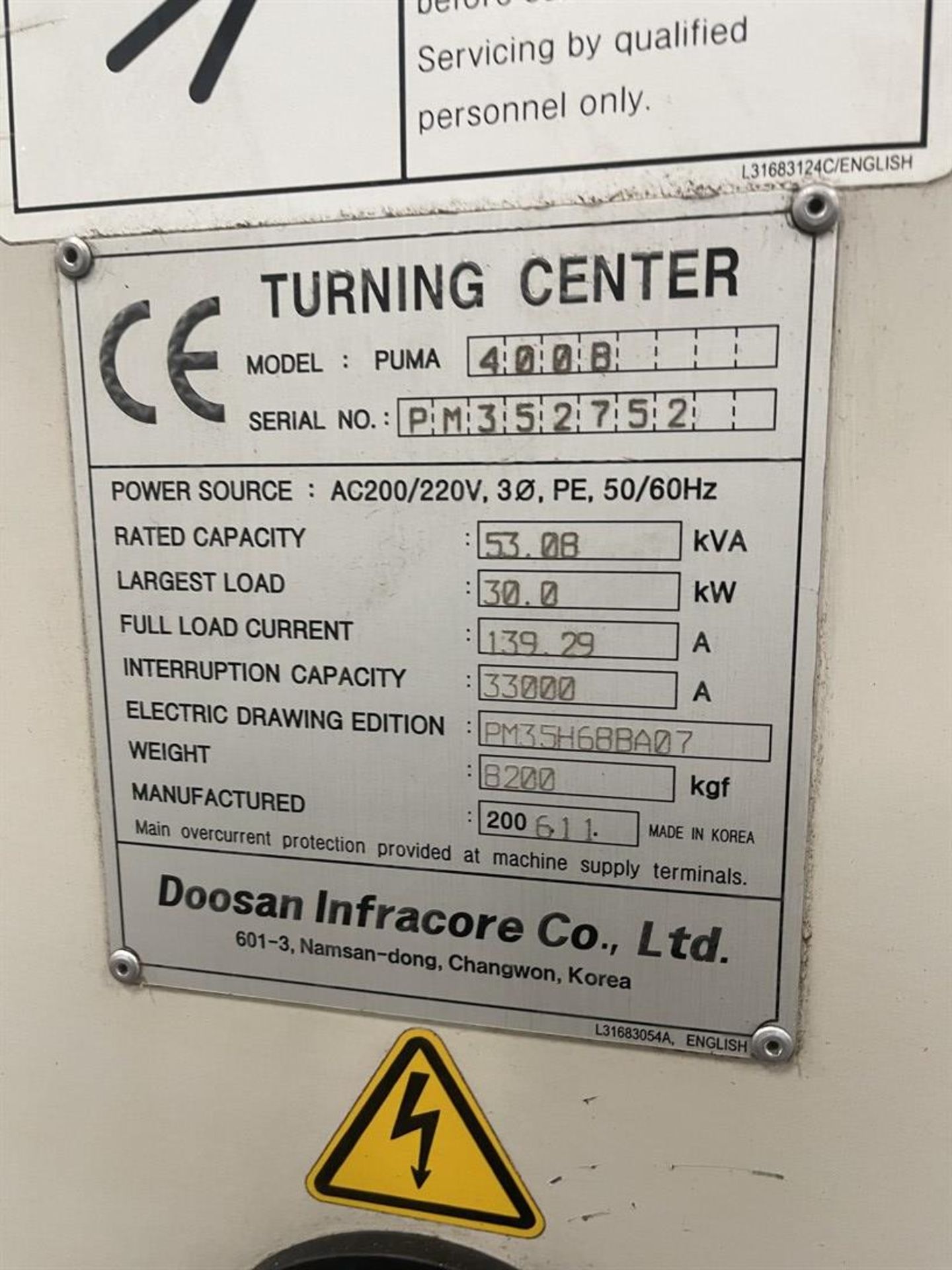 2006 DOOSAN PUMA 400B CNC Turning Center, s/n PM352752, Fanuc 21i-TB Control, Valve Chuck, 12- - Image 7 of 9