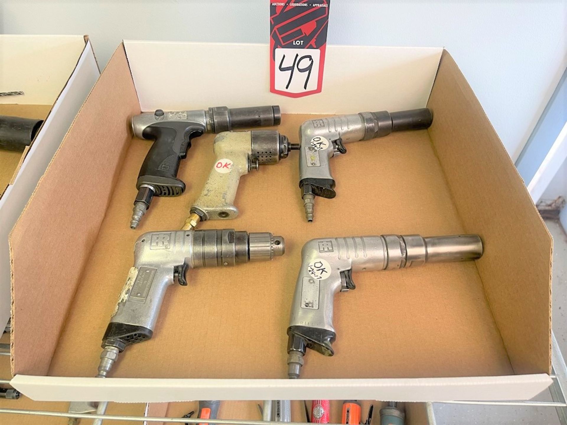 Lot of Assorted Pistol Type Pneumatic Tools