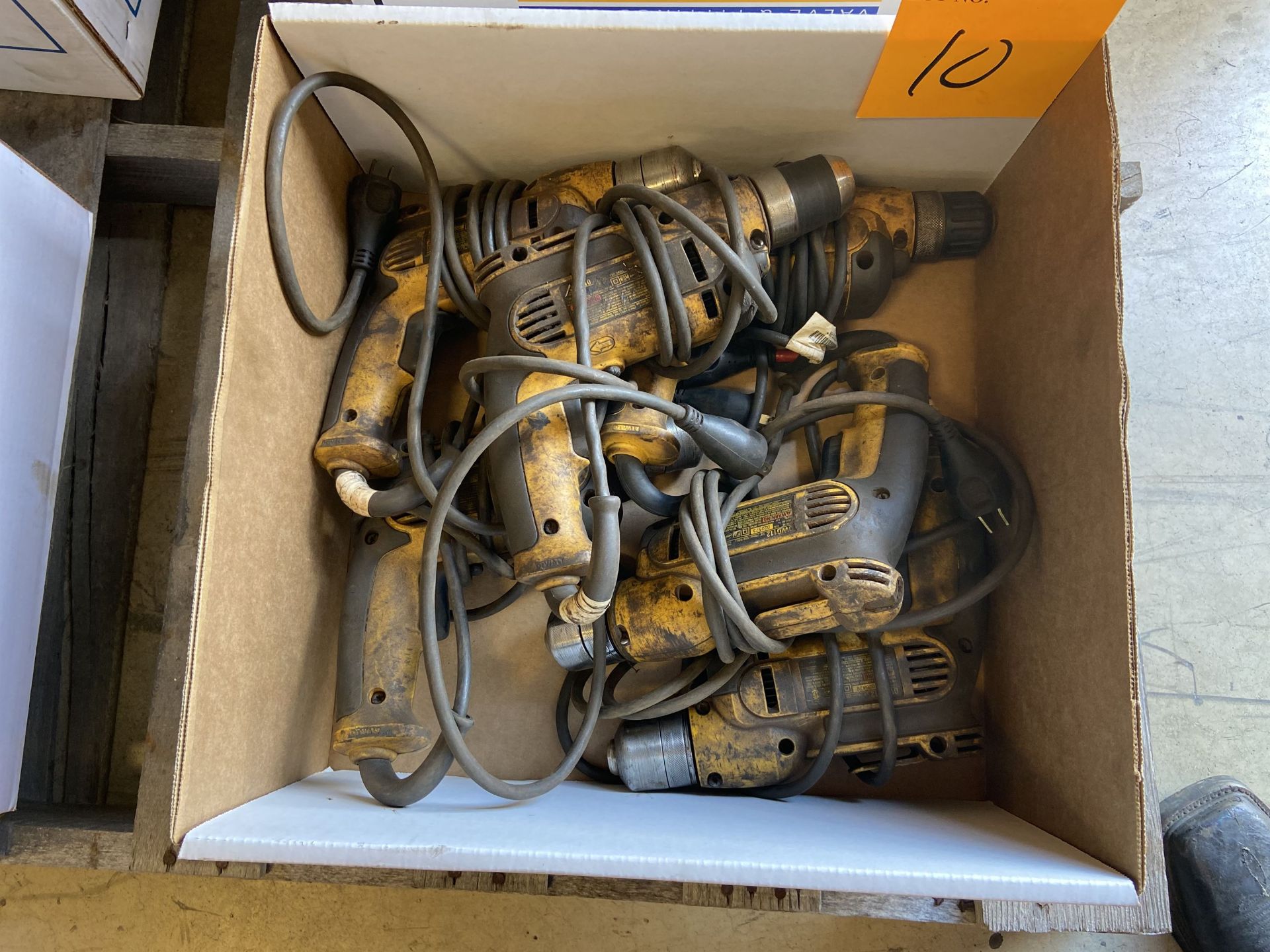 Lot of (6) Dewalt Drills