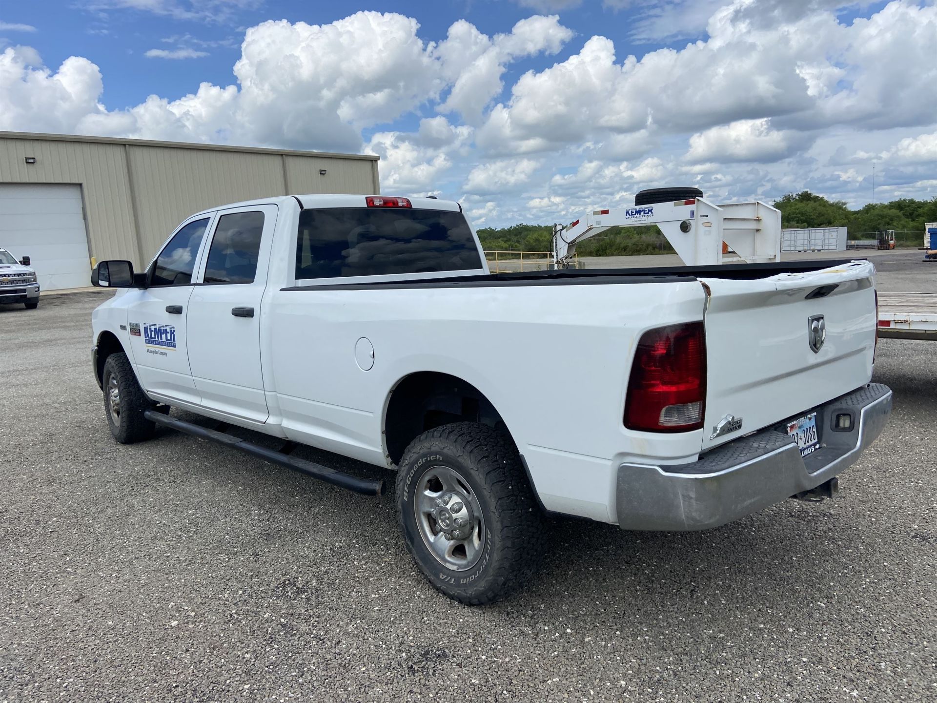 2011 Dodge Ram 2500 HD Crew Cab Long Bed, 212k Miles, Vinyl, 4x4, Gas, VIN # 3D7TT2CT9BG626009 - Image 4 of 16