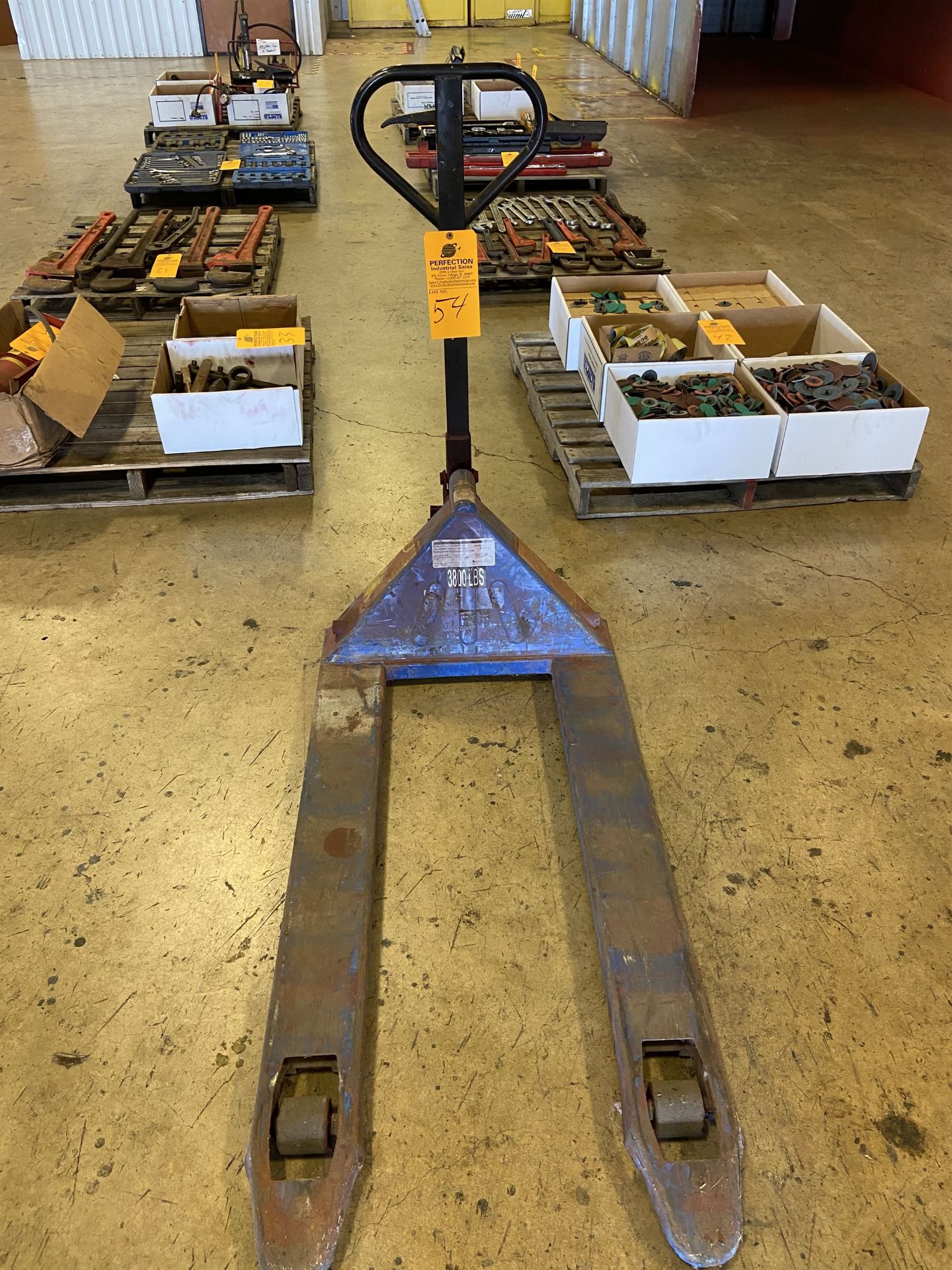 3800 Lb Cap Pallet Jack