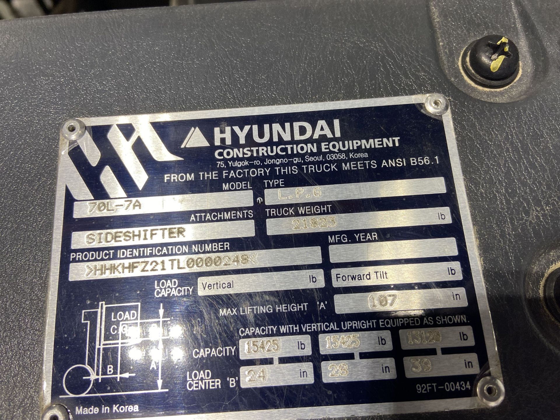 HYUNDAI 70L-7A 15,425 Lb LP Forklift, s/n HHKHFZ21TL0000248, w/ Side Shifter, 107" Lift, 8' - Image 6 of 10